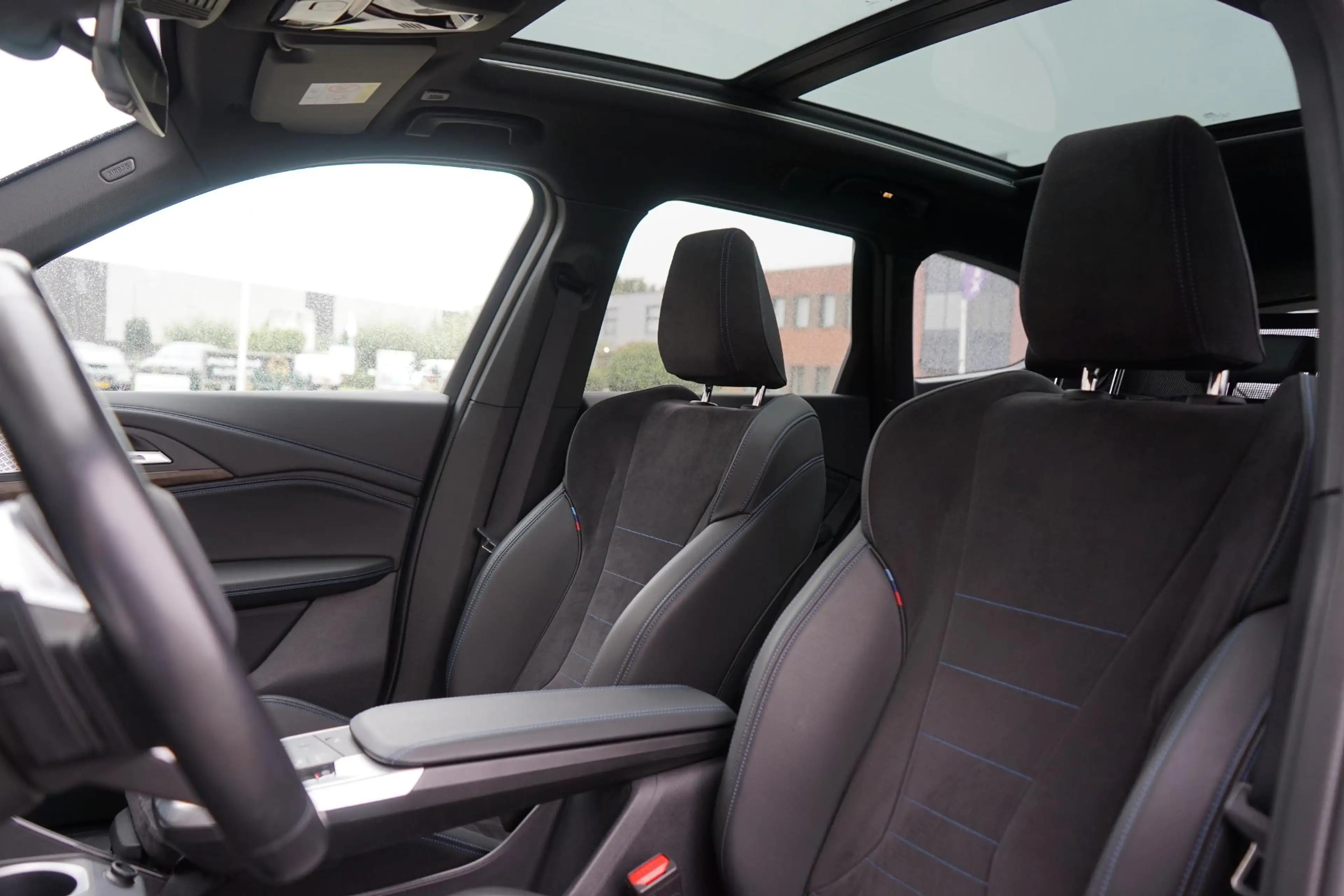 BMW X1 xDrive30e M-Sport|Elekt.Trekhaak|PANO|Head-up|Stuu — photo 32