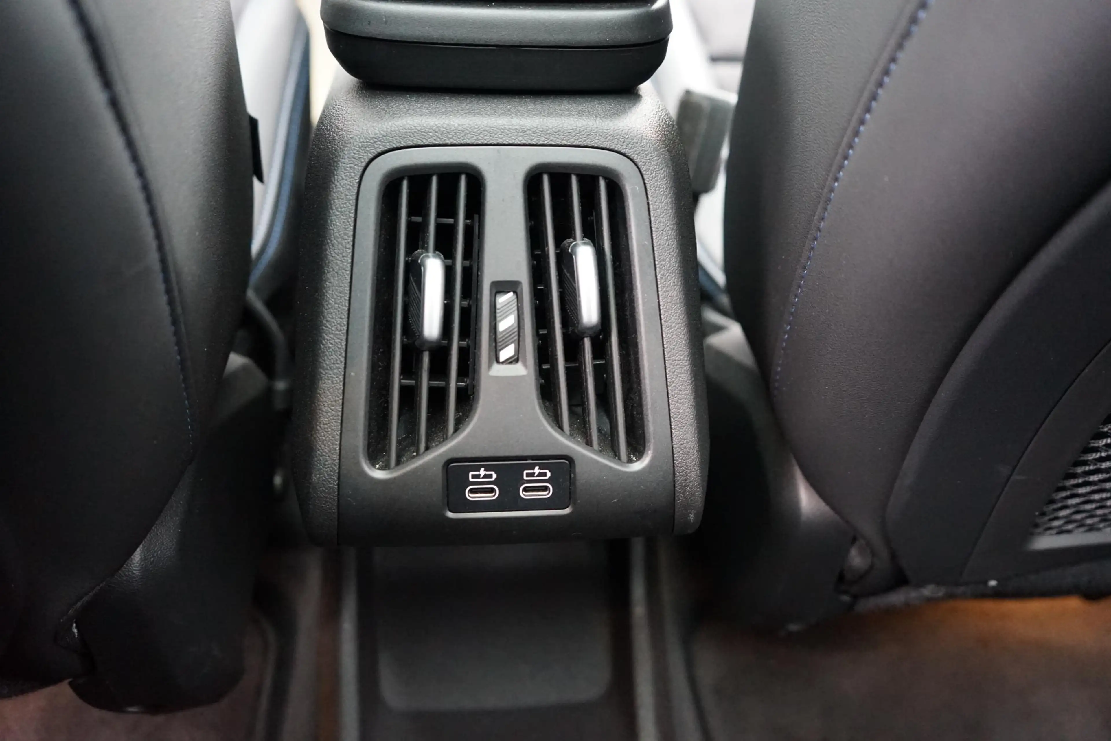 BMW X1 xDrive30e M-Sport|Elekt.Trekhaak|PANO|Head-up|Stuu — photo 49