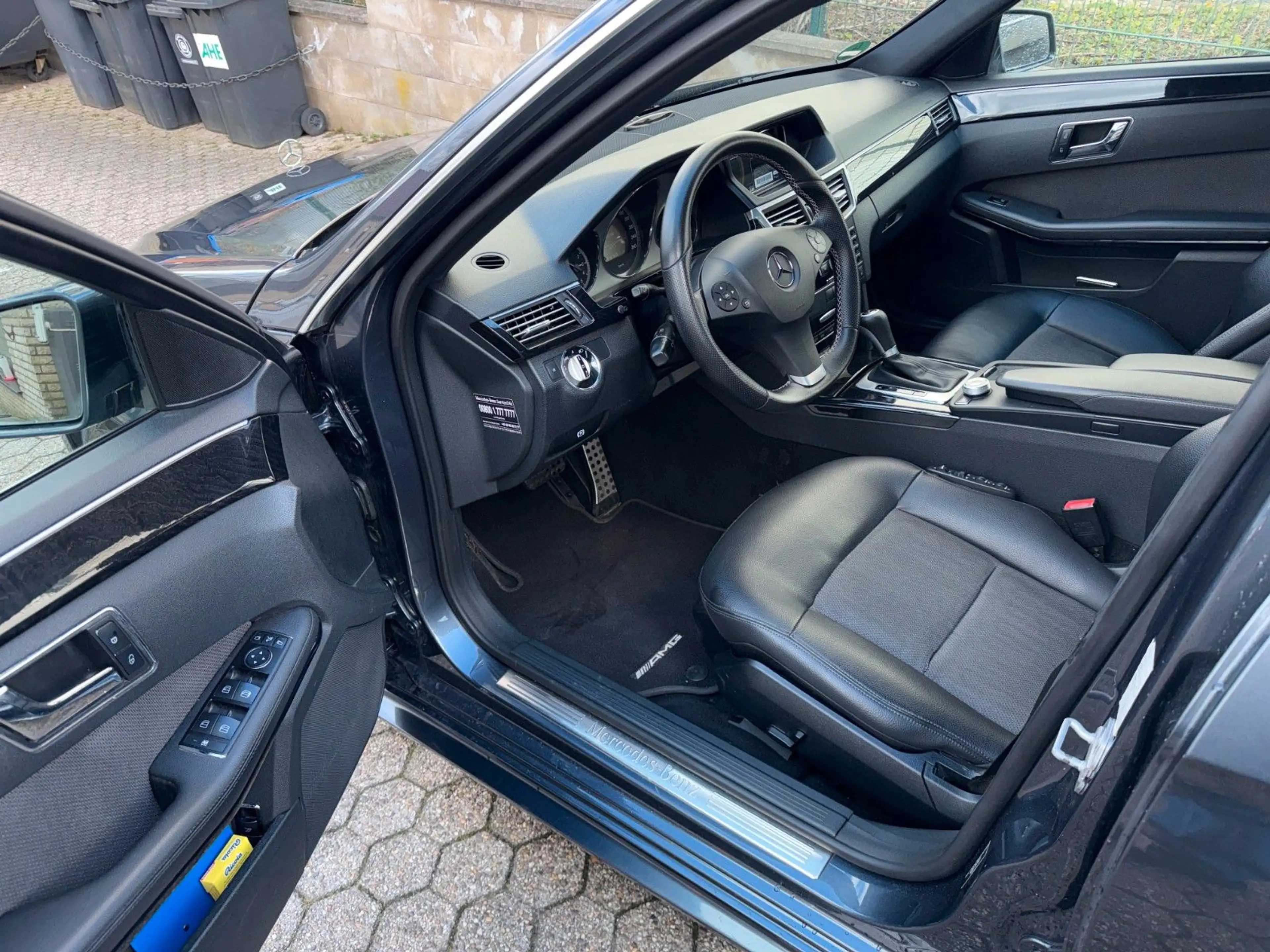 Mercedes-Benz E 250 E Limousine E 250 CDI AMG SPORT PAKET — photo 2