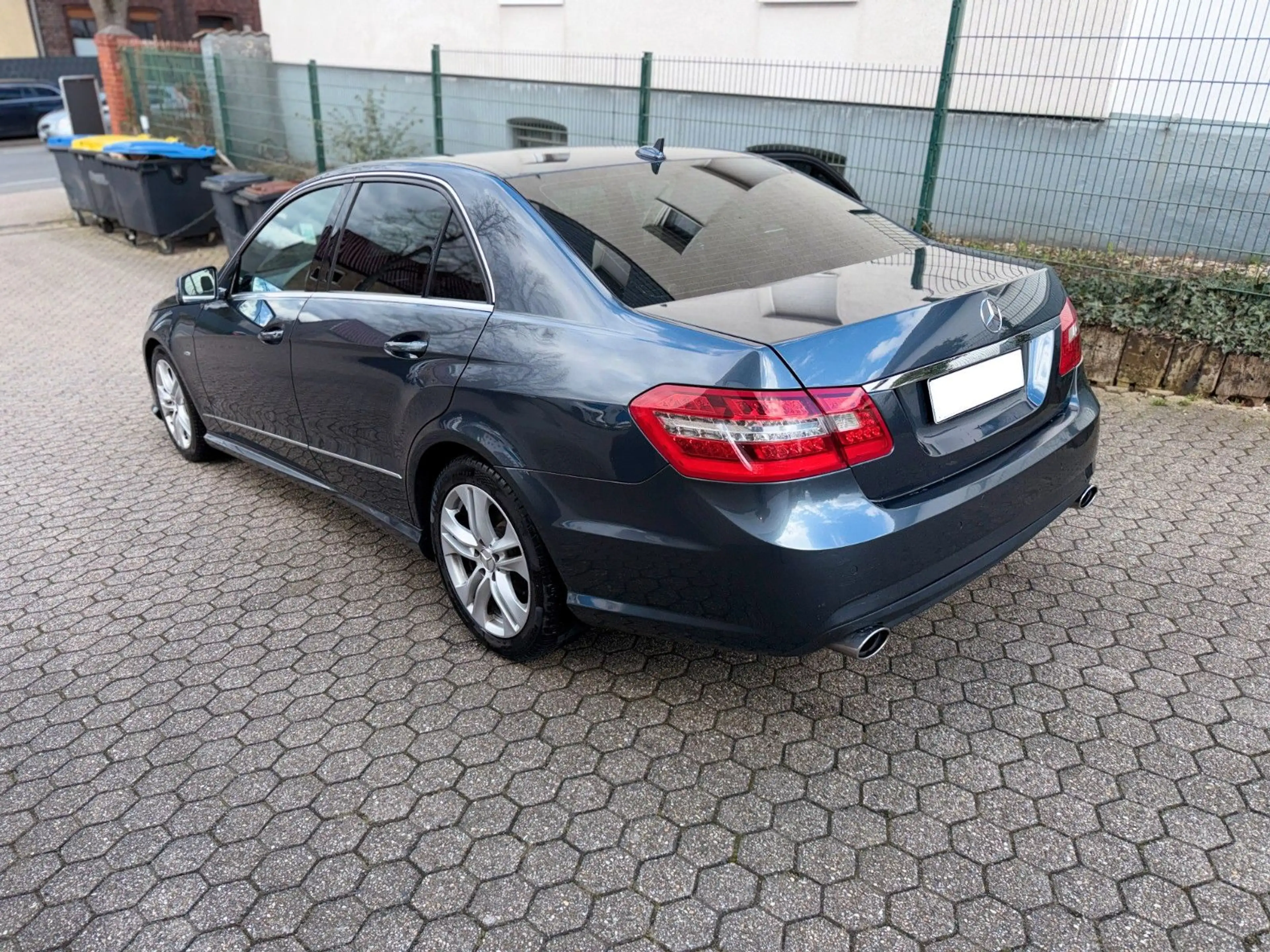 Mercedes-Benz E 250 E Limousine E 250 CDI AMG SPORT PAKET — photo 4