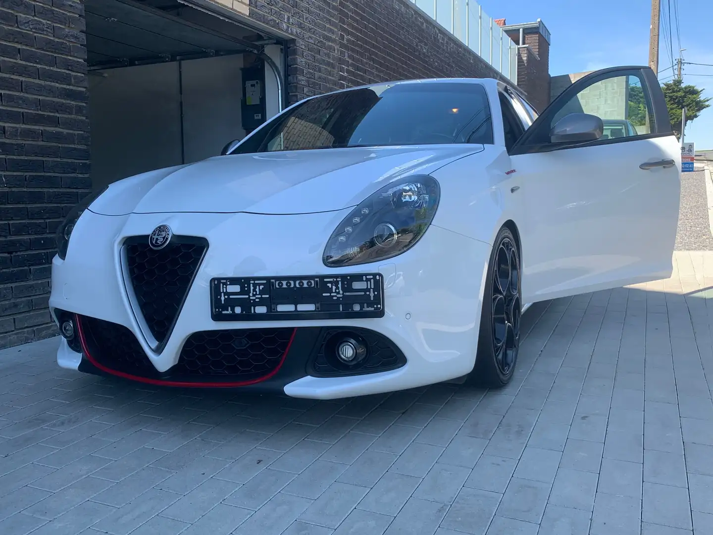 Alfa Romeo Giulietta 1750 Tbi Blanc - 1