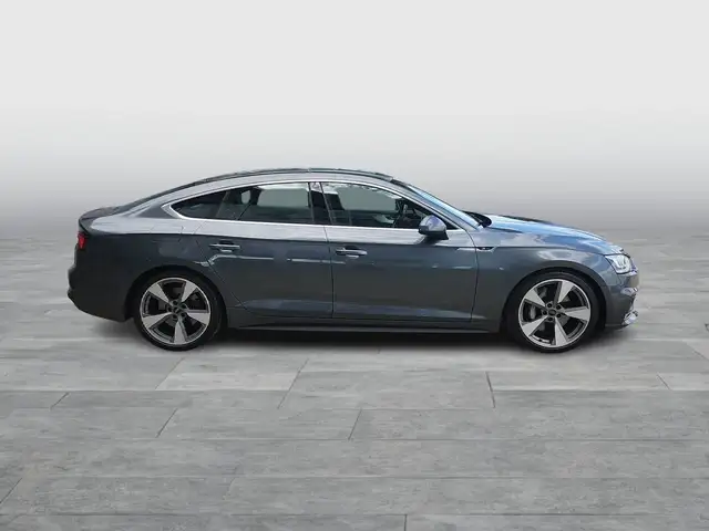 Audi A5 view 6
