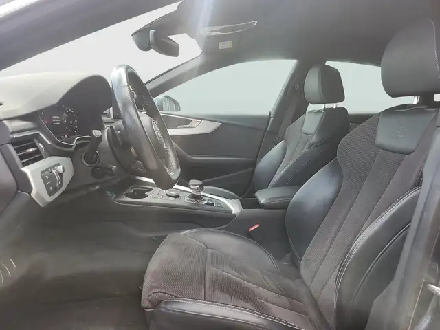 Audi A5 view 9
