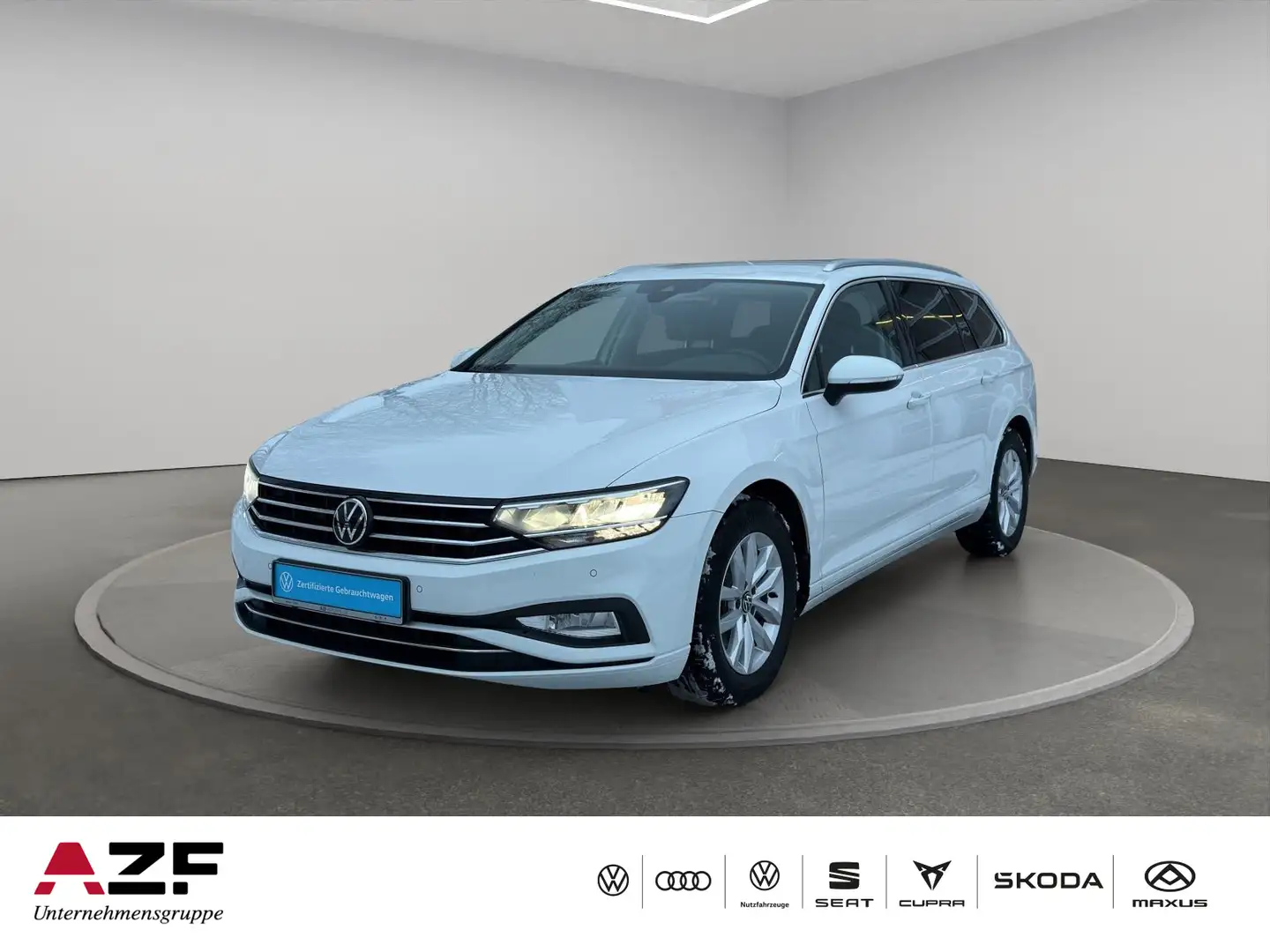 Volkswagen Passat Variant 2.0 TDI DSG Business AHK+NAVI+LED Weiß - 1