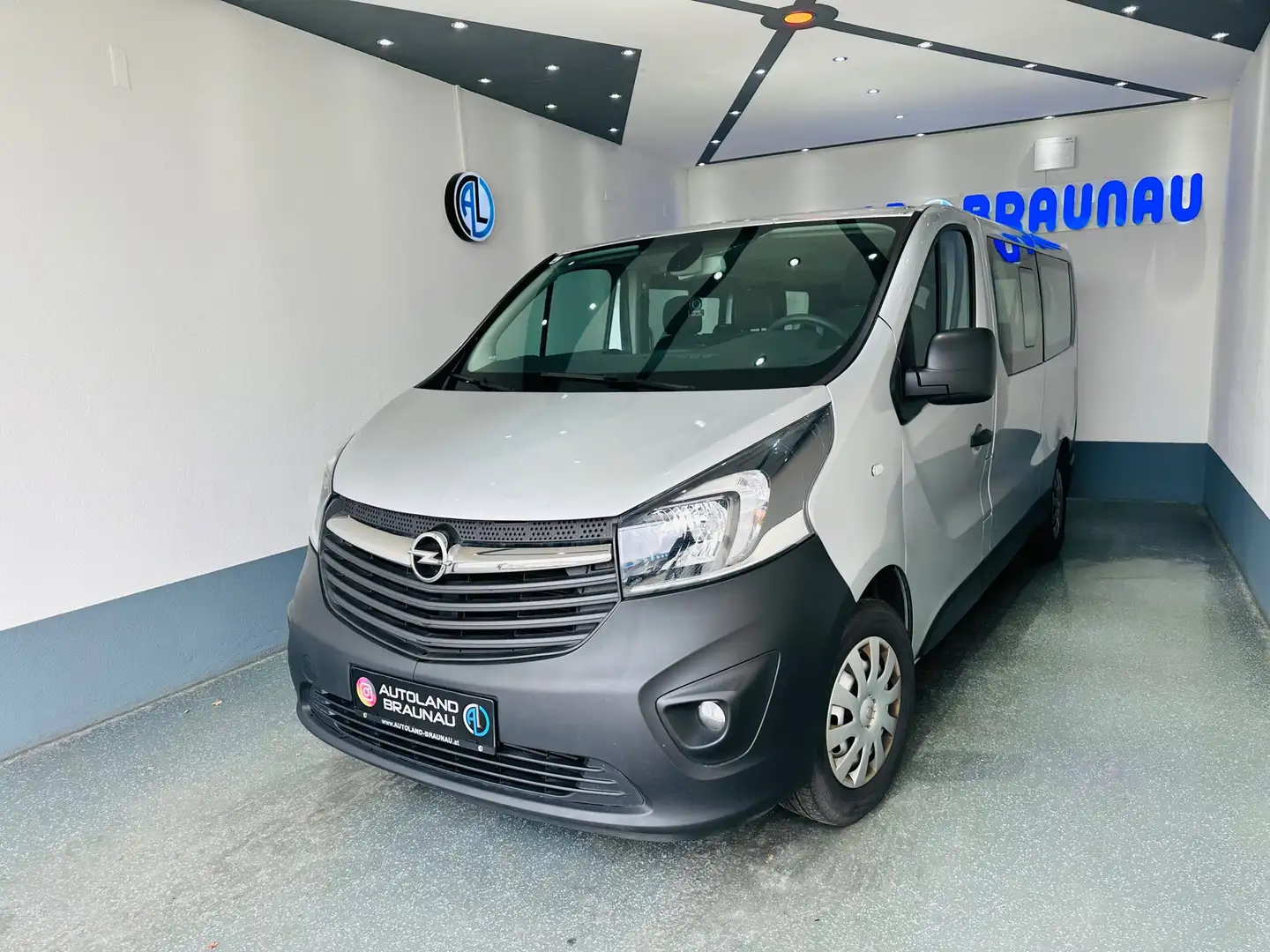 Opel Vivaro 1.6 D L2H1 S&S + Silber - 1