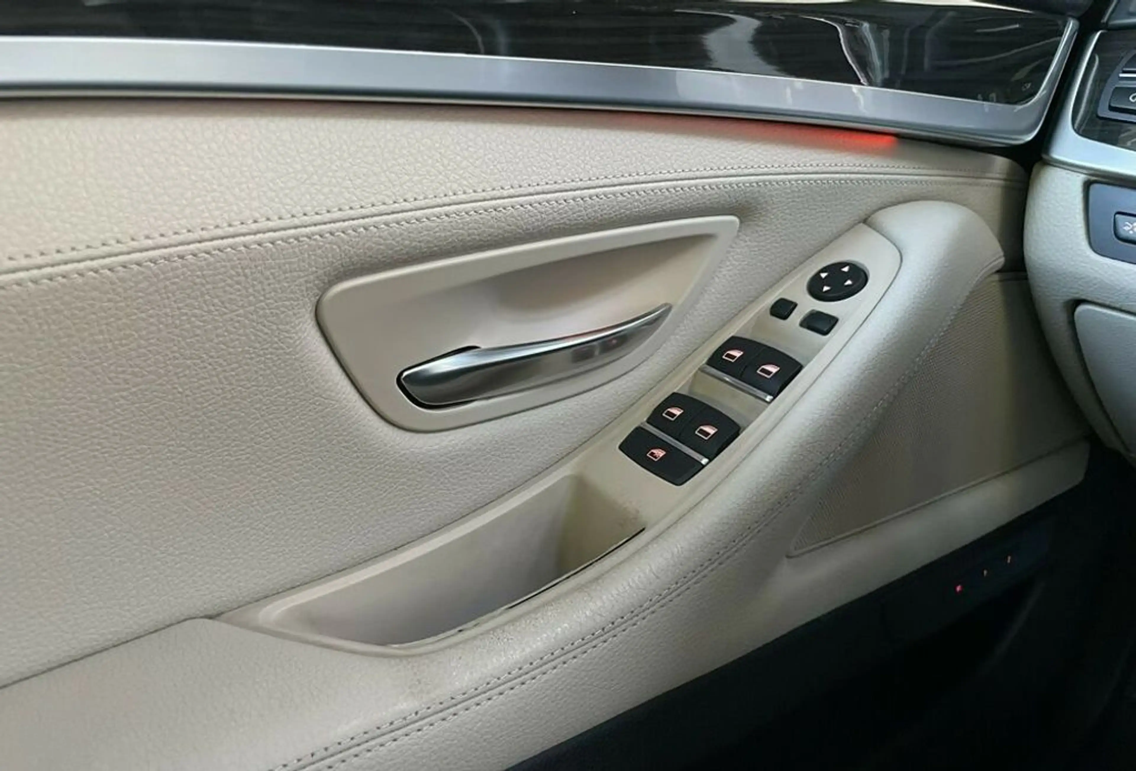 BMW 535 d xDrive *Bi-Xenon*SoftC*ACC*SD*MEMO*KeyGo*HiFi — photo 15