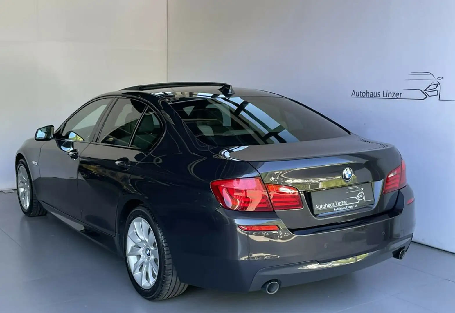 BMW 535 d xDrive *Bi-Xenon*SoftC*ACC*SD*MEMO*KeyGo*HiFi Grau - 2