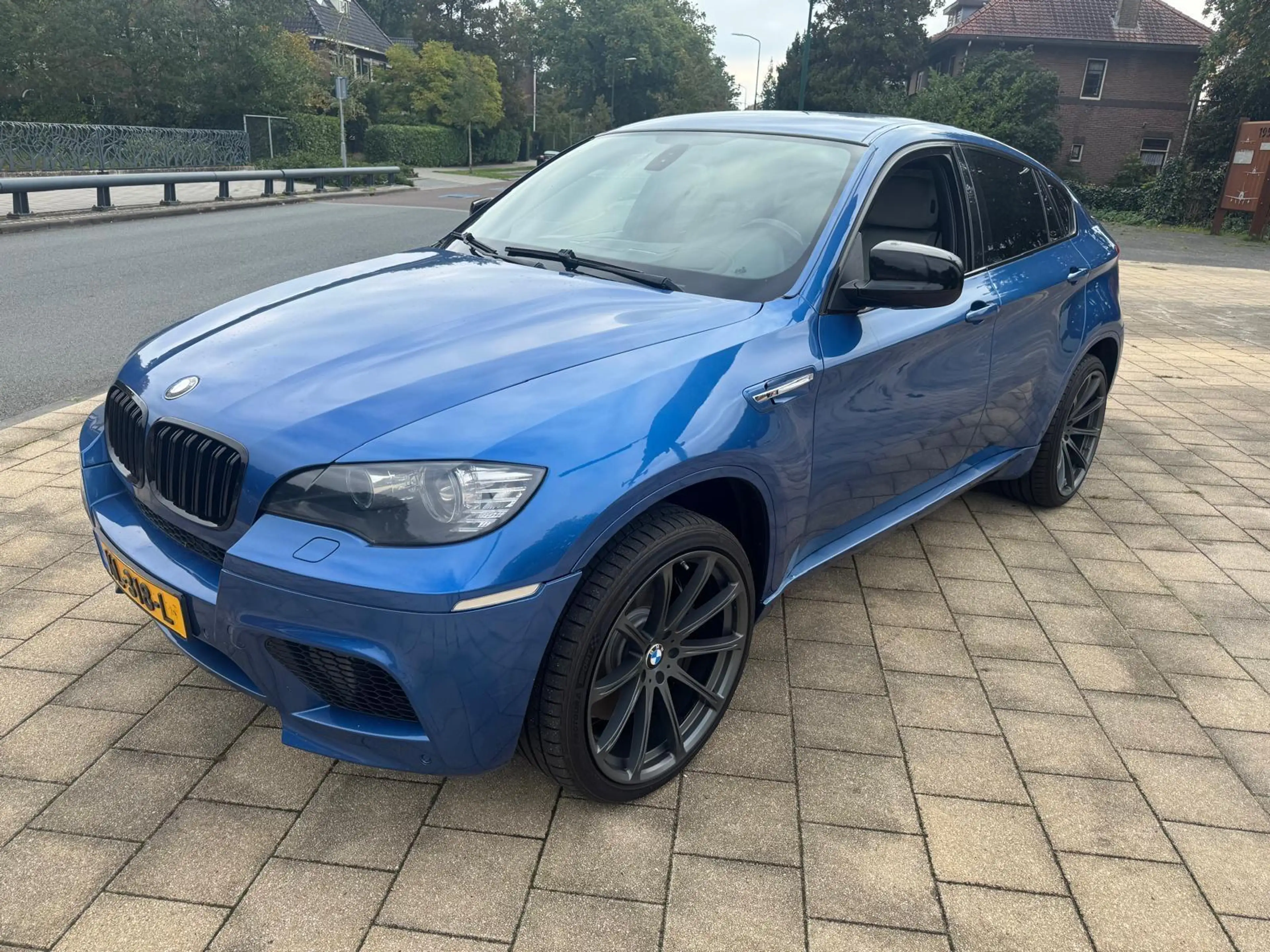 BMW X6 4.4i M — photo 4