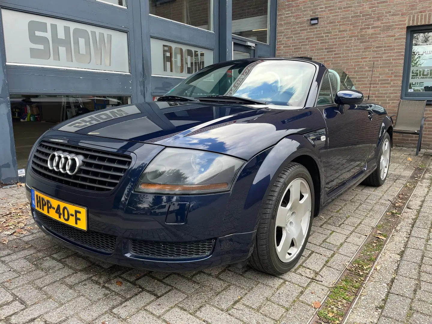 Audi TT Roadster 1.8 5V Turbo Blauw - 1