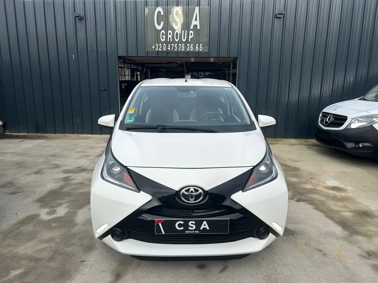 Toyota Aygo Aygo 1.0i Color Edition Wit - 2