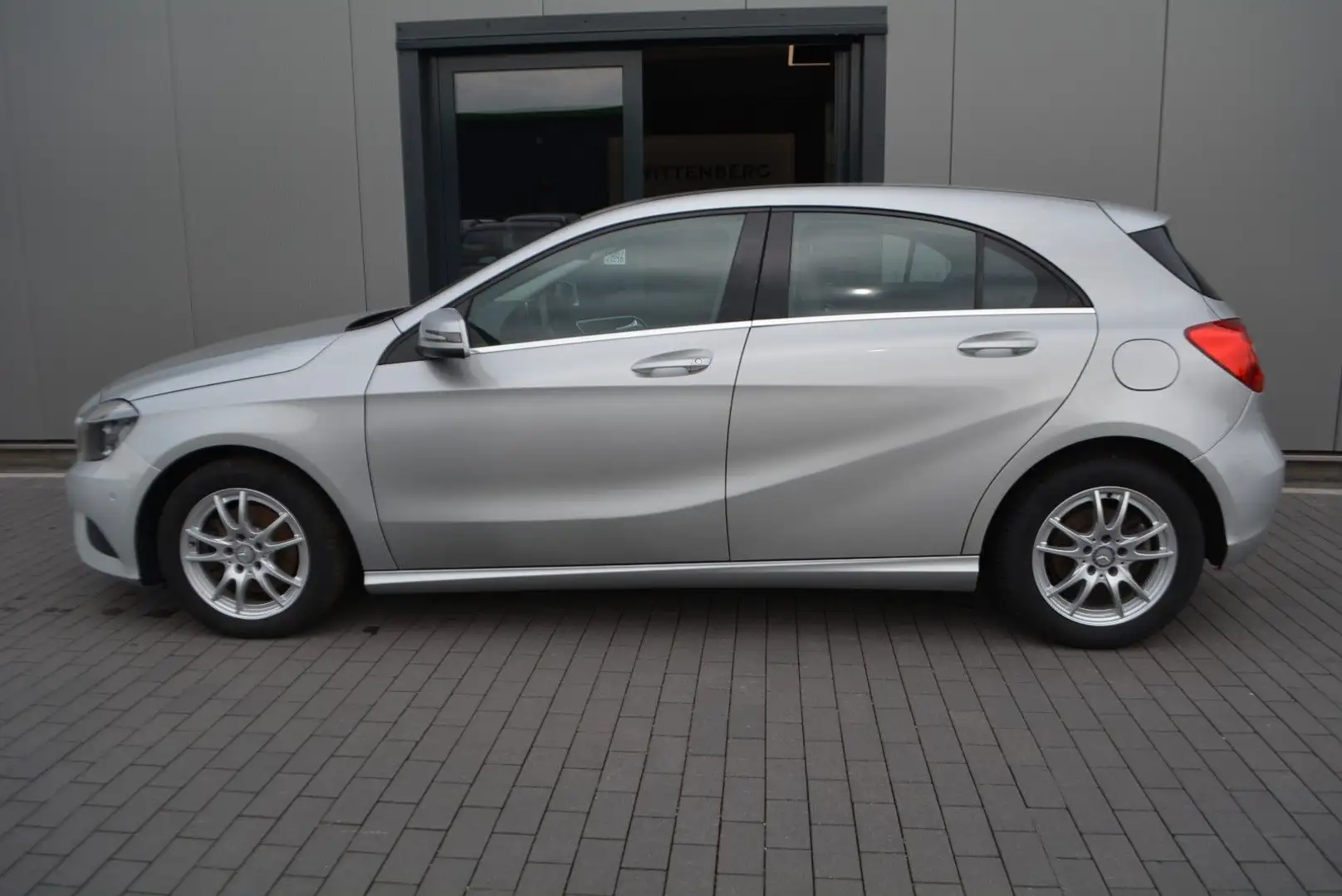 Mercedes-Benz A 200 CDI Automatik-Navi-Garantie inclusive Argent - 2