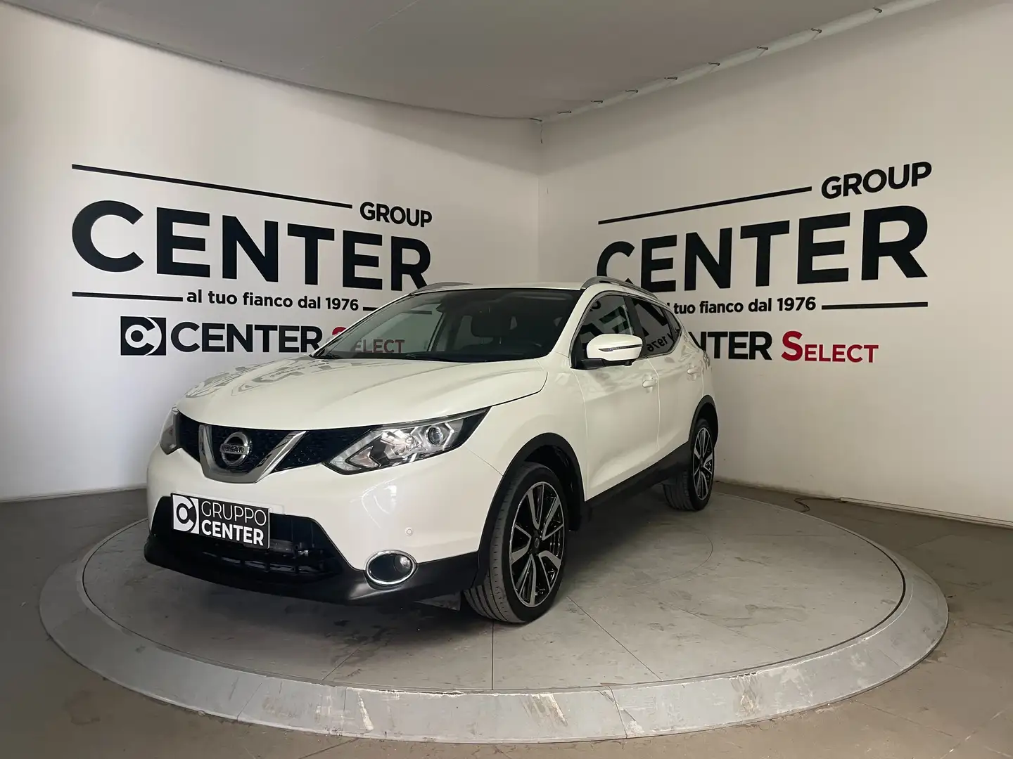 Nissan Qashqai Qashqai 1.6 dci Tekna 130cv E6 Auto. Bianco - 1