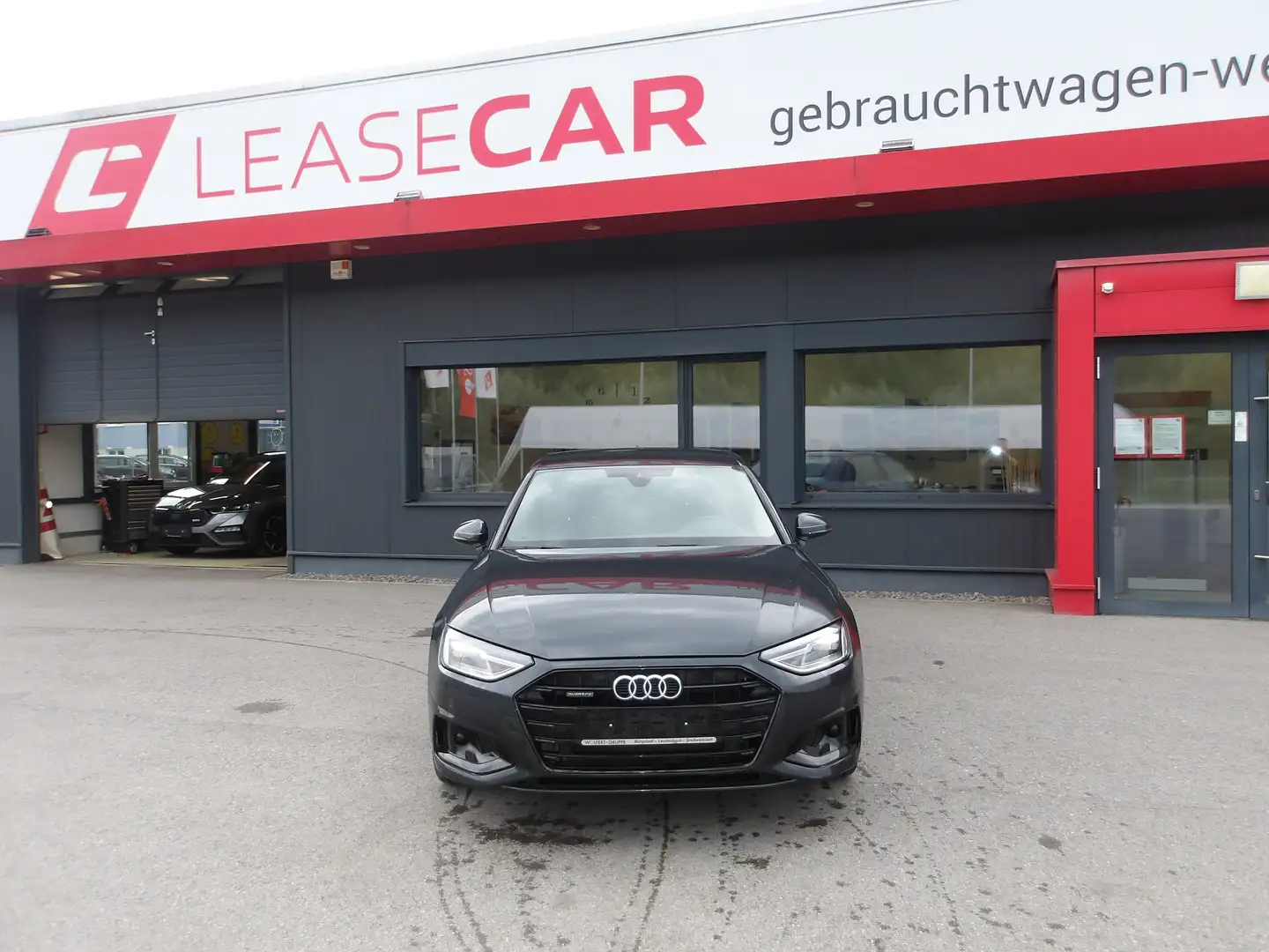 Audi A4 40 TDI quattro advanced "AHV,Kamera" Grau - 2