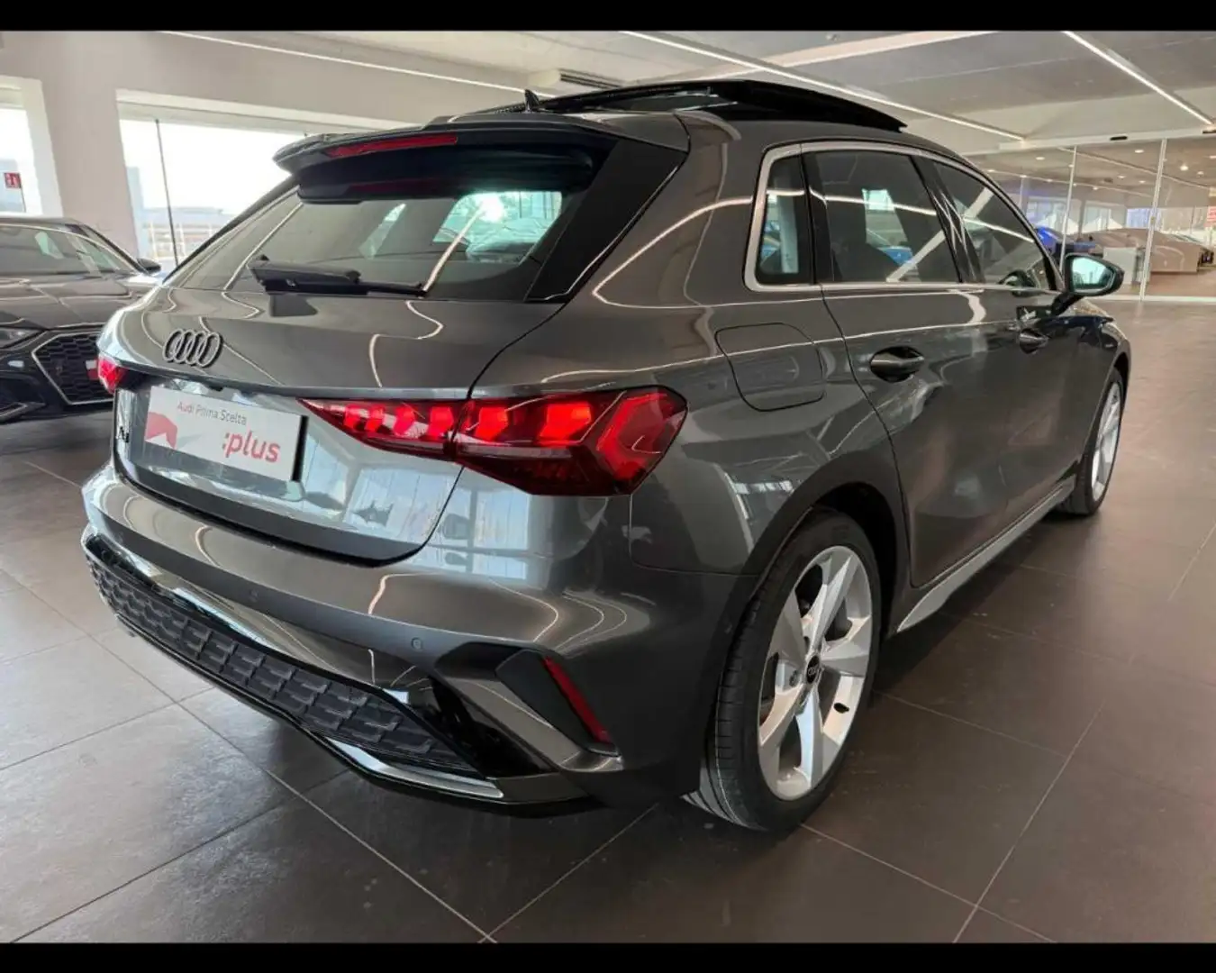 Audi A3 SPB 35 TDI S tronic S line edition Grigio - 2