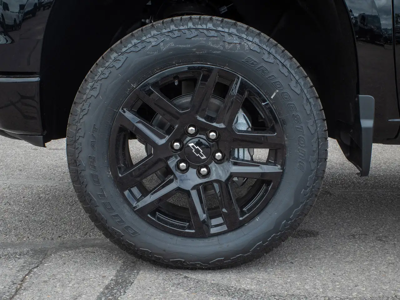 Chevrolet Silverado 1500 снимка Chevrolet Silverado 1500