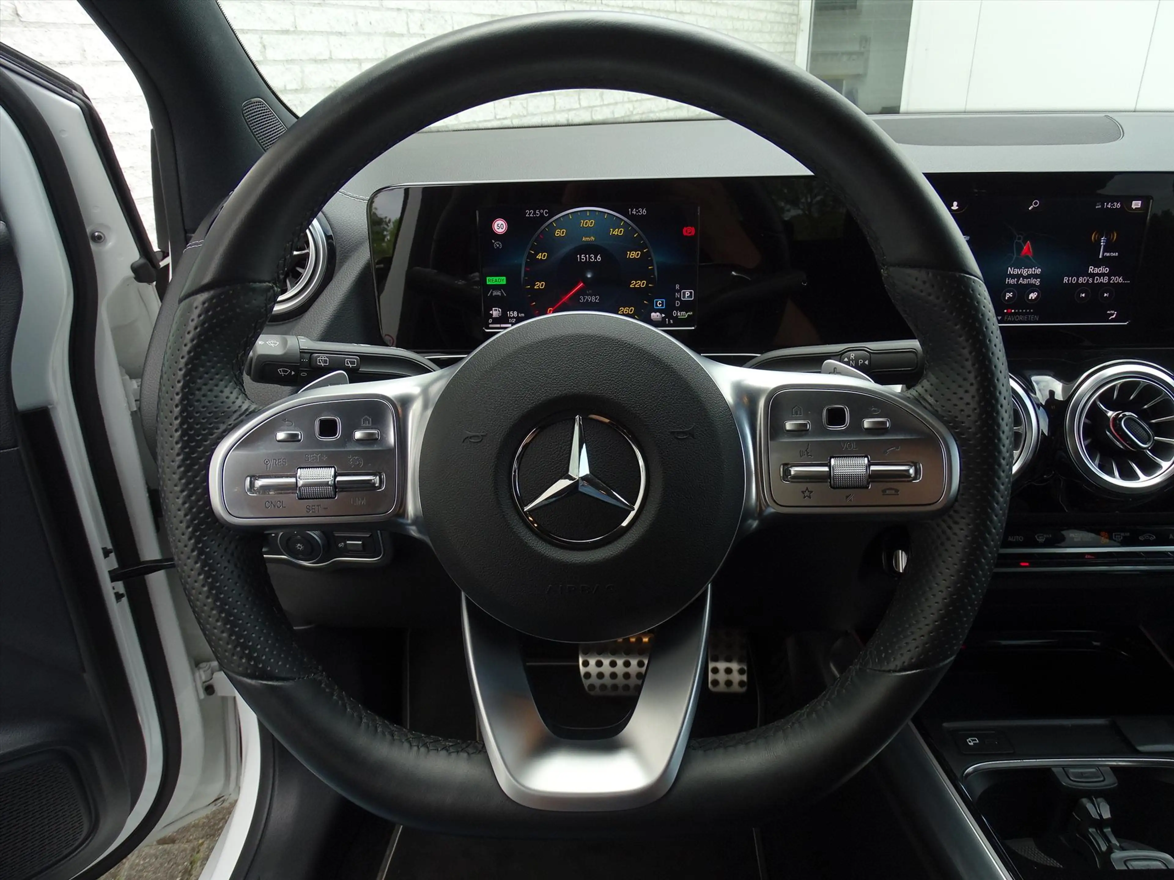 Mercedes-Benz B 250 B250 e 218PK AMG NAVI/CAMERA/STOELVERW./CLIMATE — photo 18