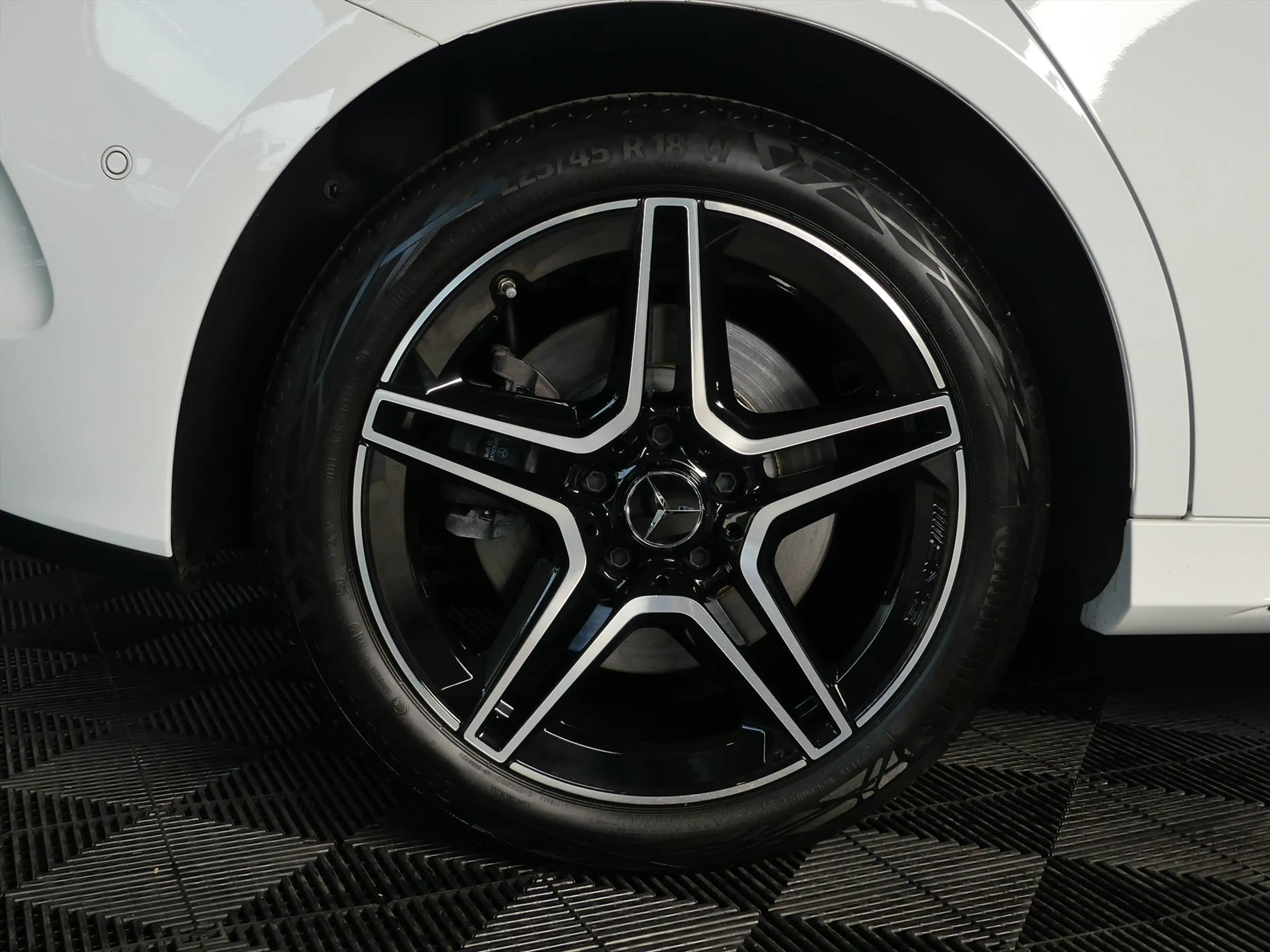 Mercedes-Benz B 250 B250 e 218PK AMG NAVI/CAMERA/STOELVERW./CLIMATE — photo 34