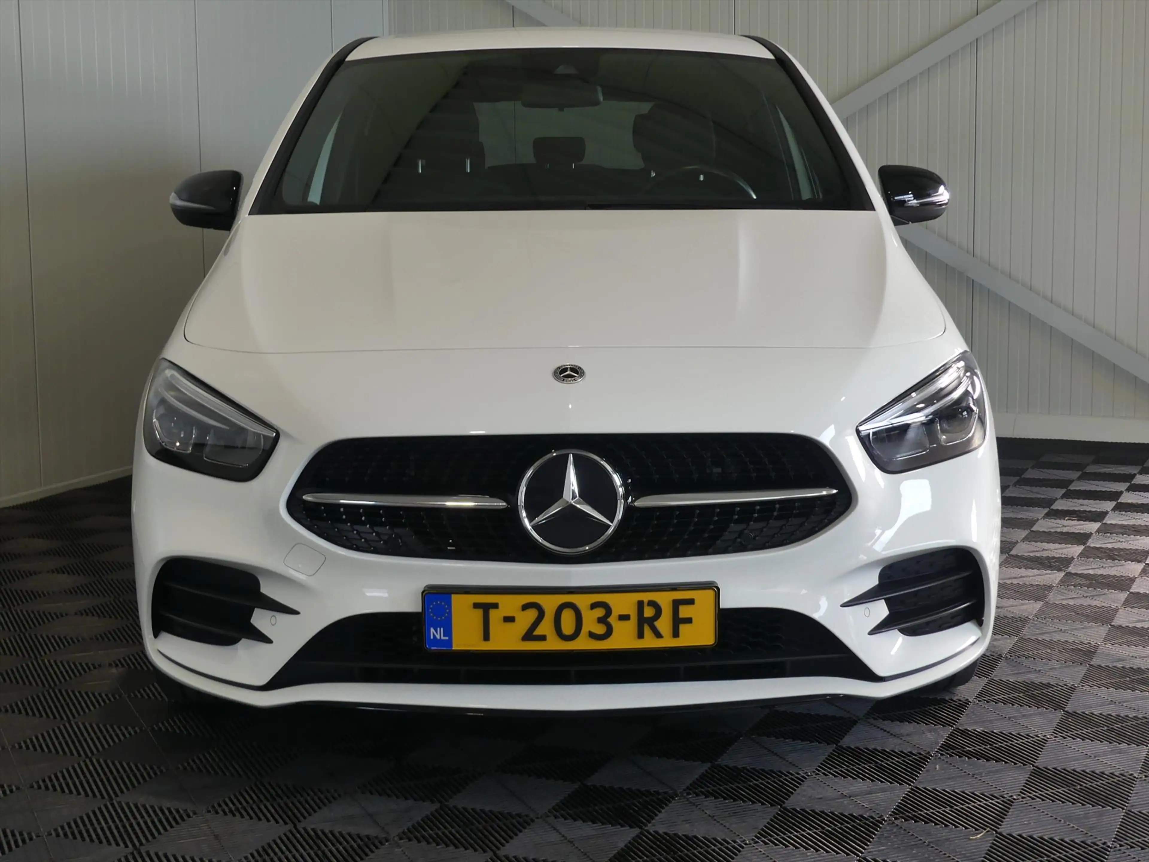 Mercedes-Benz B 250 B250 e 218PK AMG NAVI/CAMERA/STOELVERW./CLIMATE — photo 3