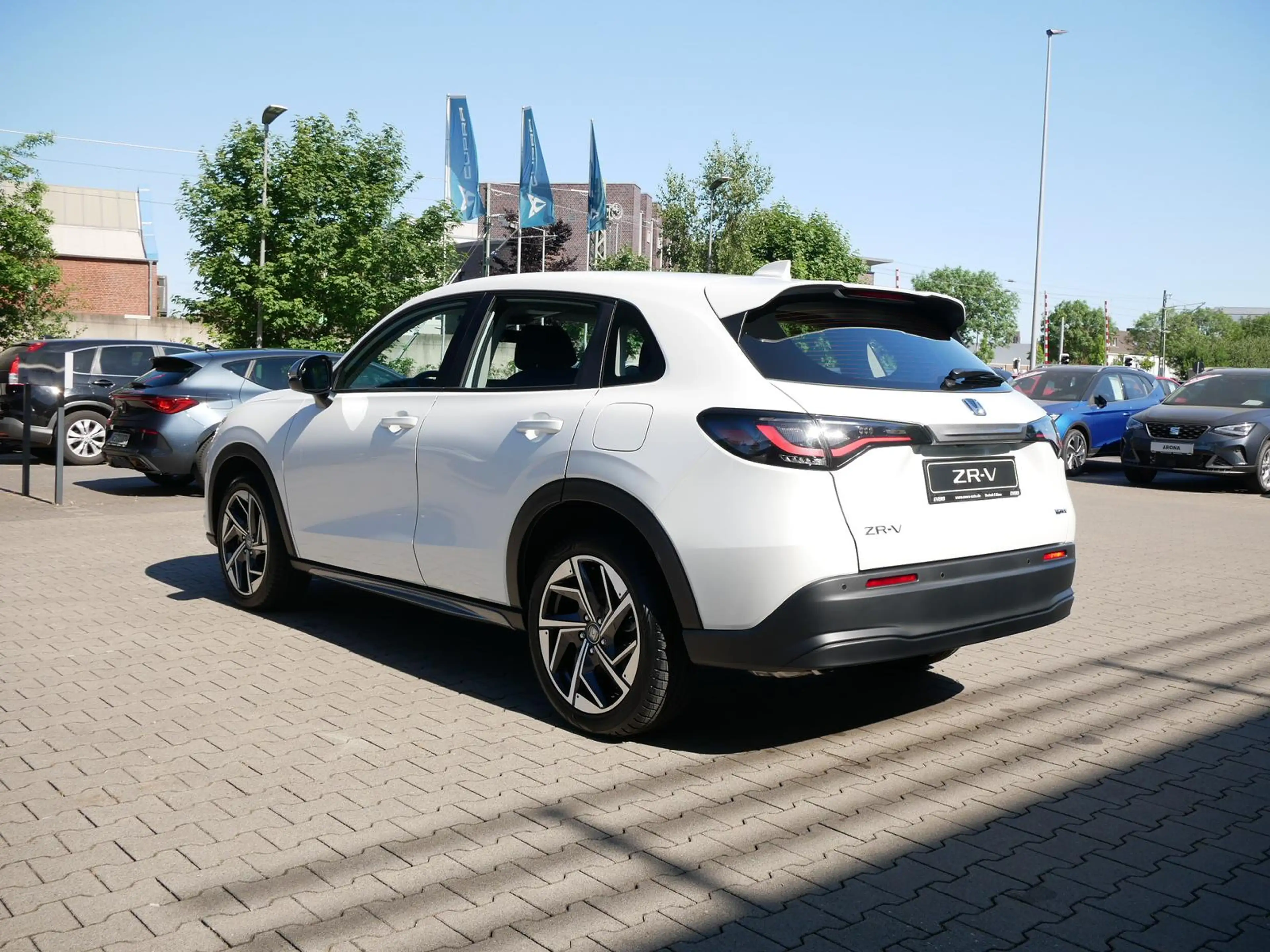 Honda ZR-V 2.0 i-MMD HYBRID AEROPAKET+19Z.GJR+ACC+NAVI — photo 9