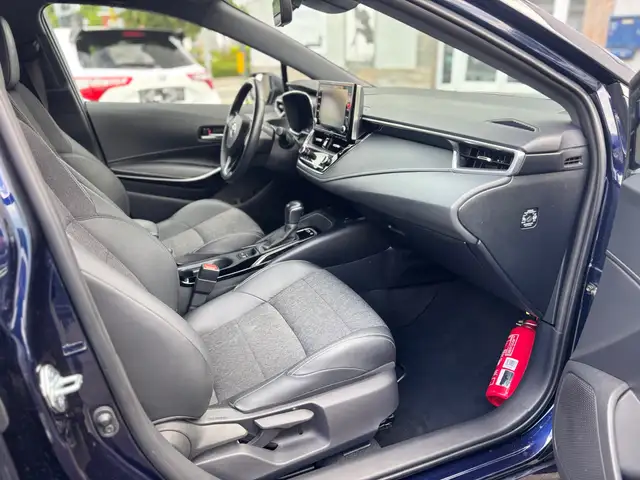 Toyota Corolla view 15