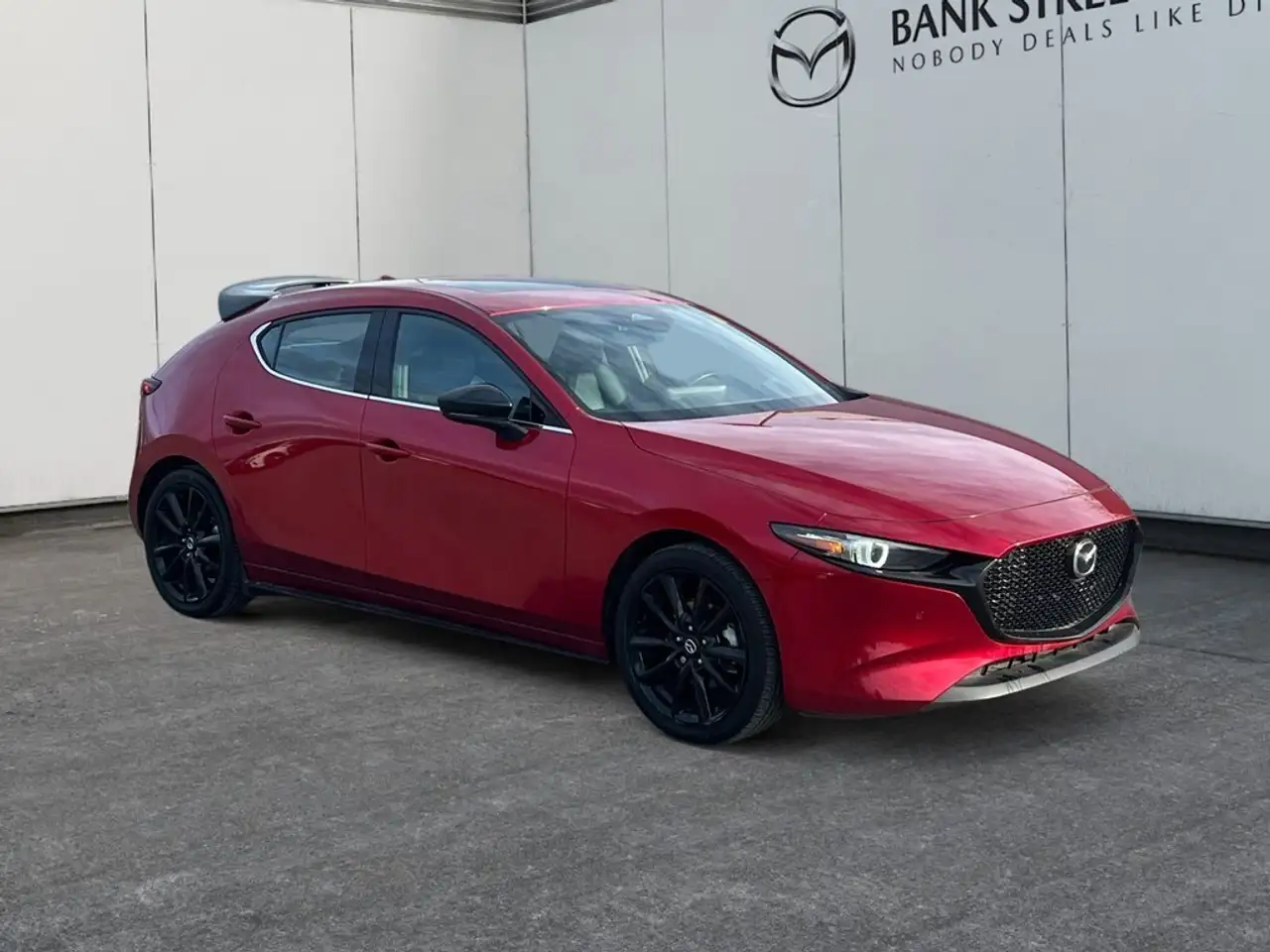 Mazda 3 снимка Mazda 3