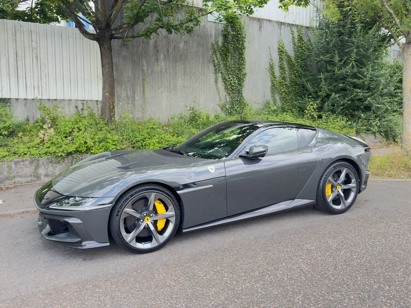 Ferrari 12 Cilindri *ON STOCK* NEW* CARBON* Gri - 2