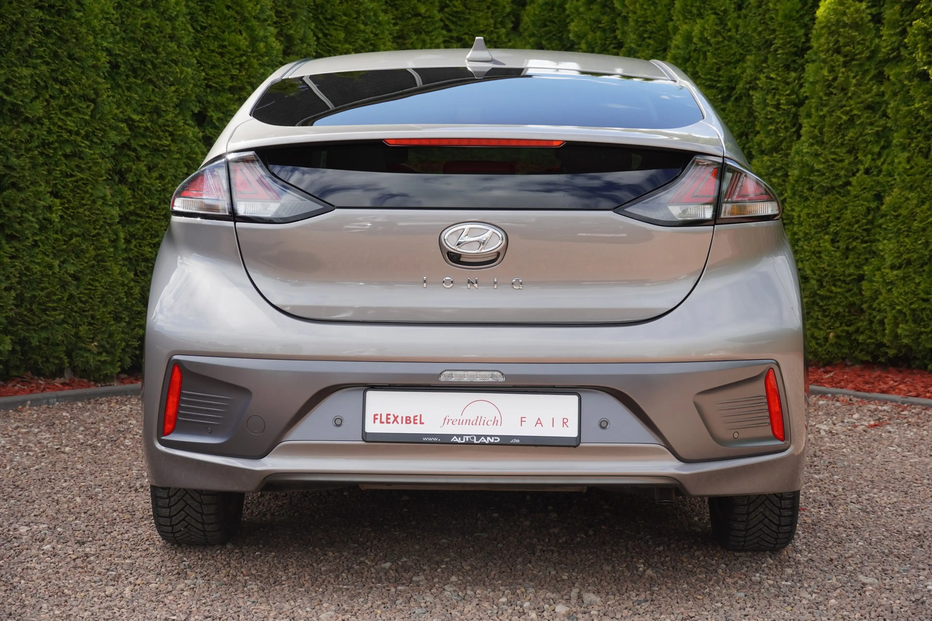Hyundai IONIQ Ioniq 1.6 Style Hybrid LED Navi Virtual Cockpit — photo 6