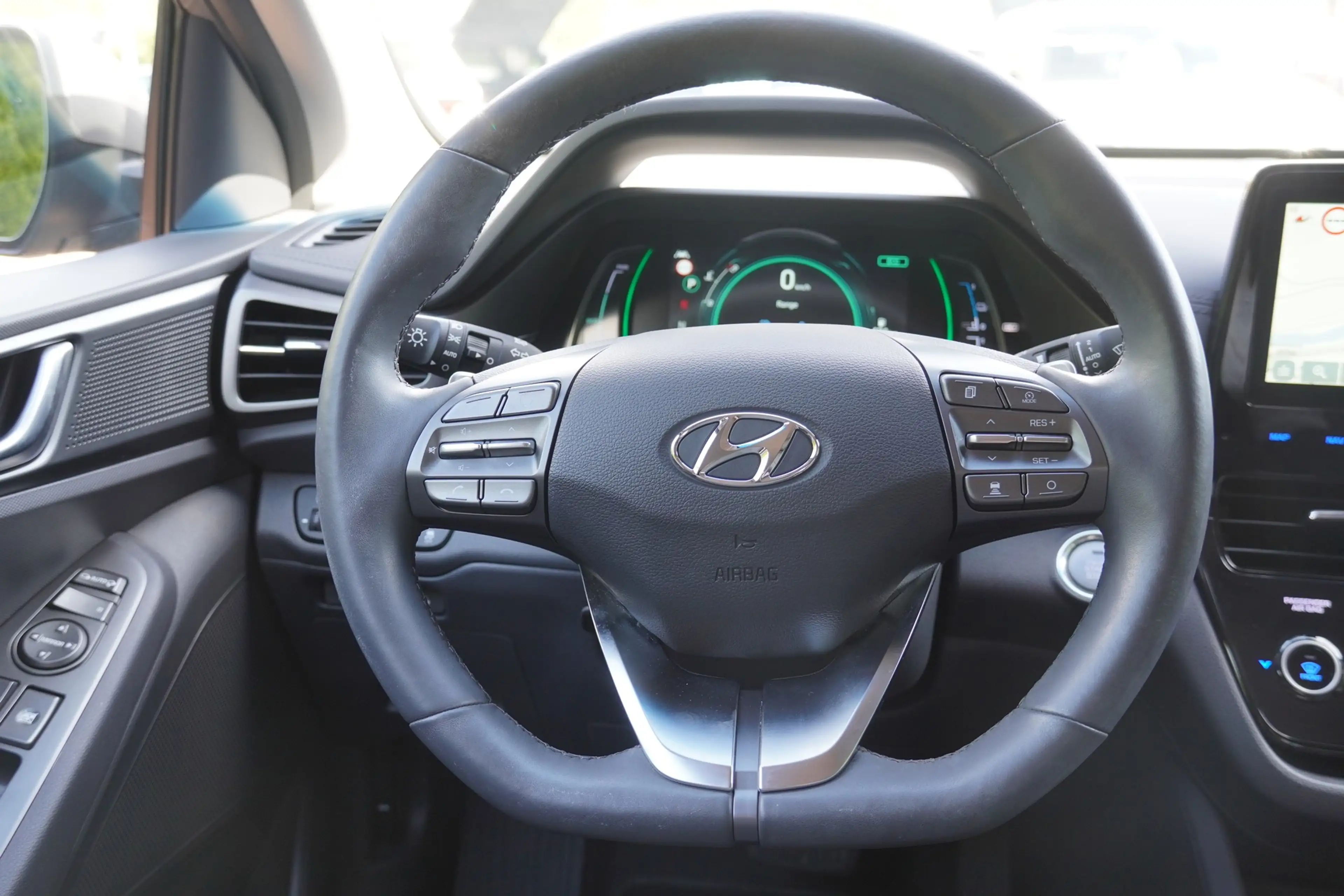 Hyundai IONIQ Ioniq 1.6 Style Hybrid LED Navi Virtual Cockpit — photo 14
