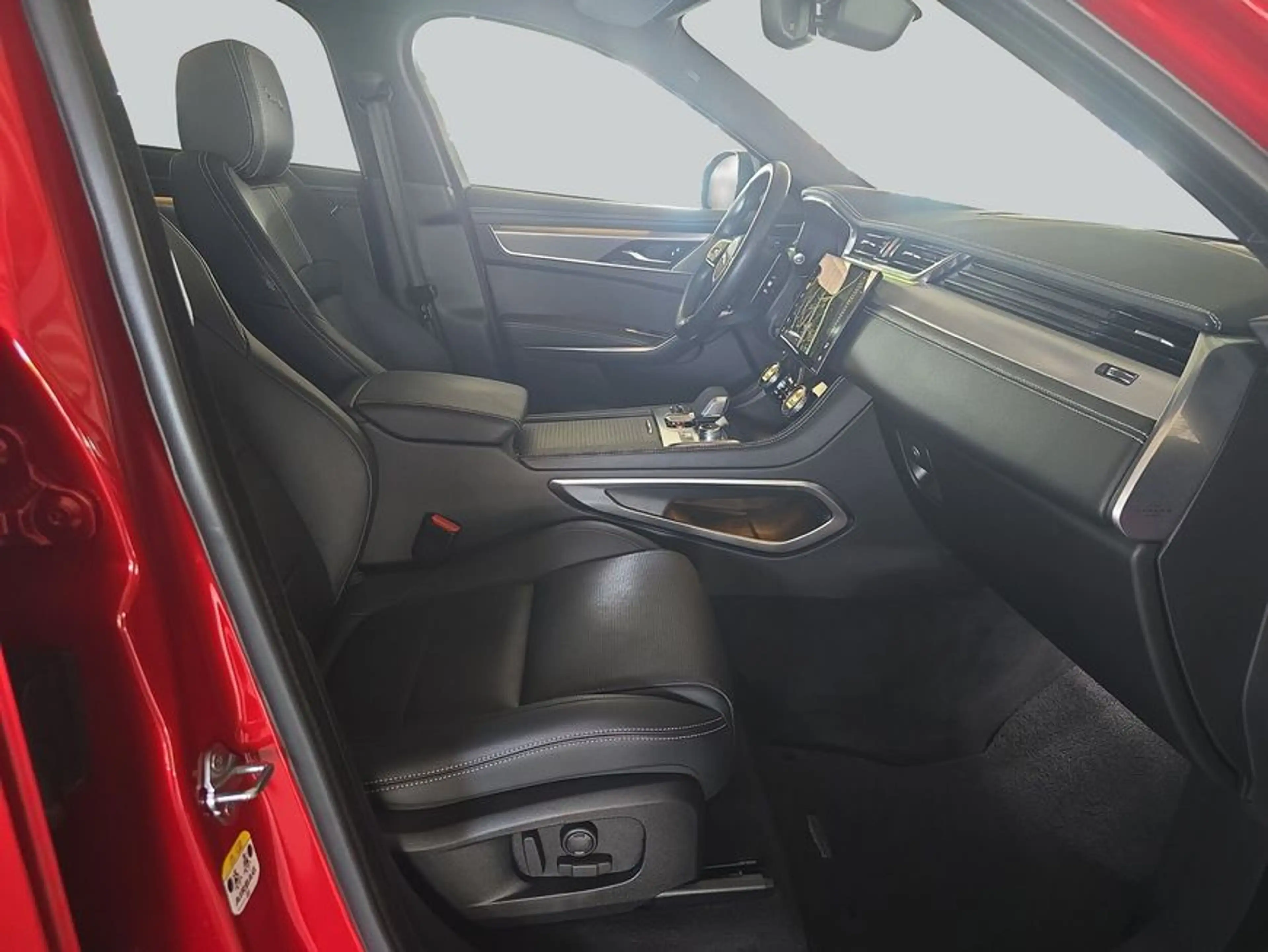 Jaguar F-Pace D200 AWD R-Dynamic SE — photo 3