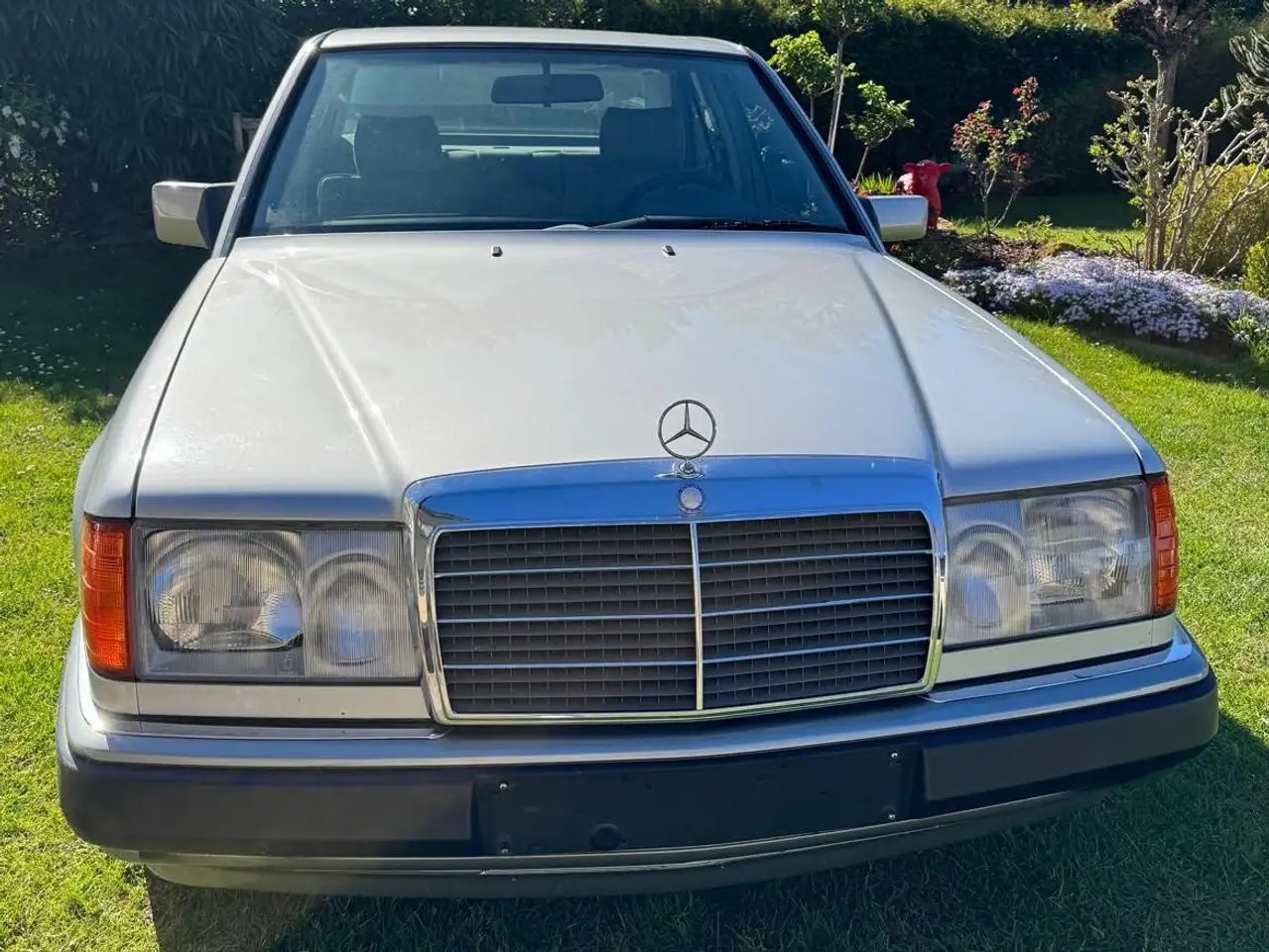 Mercedes-Benz E 300 300 D, foto 1