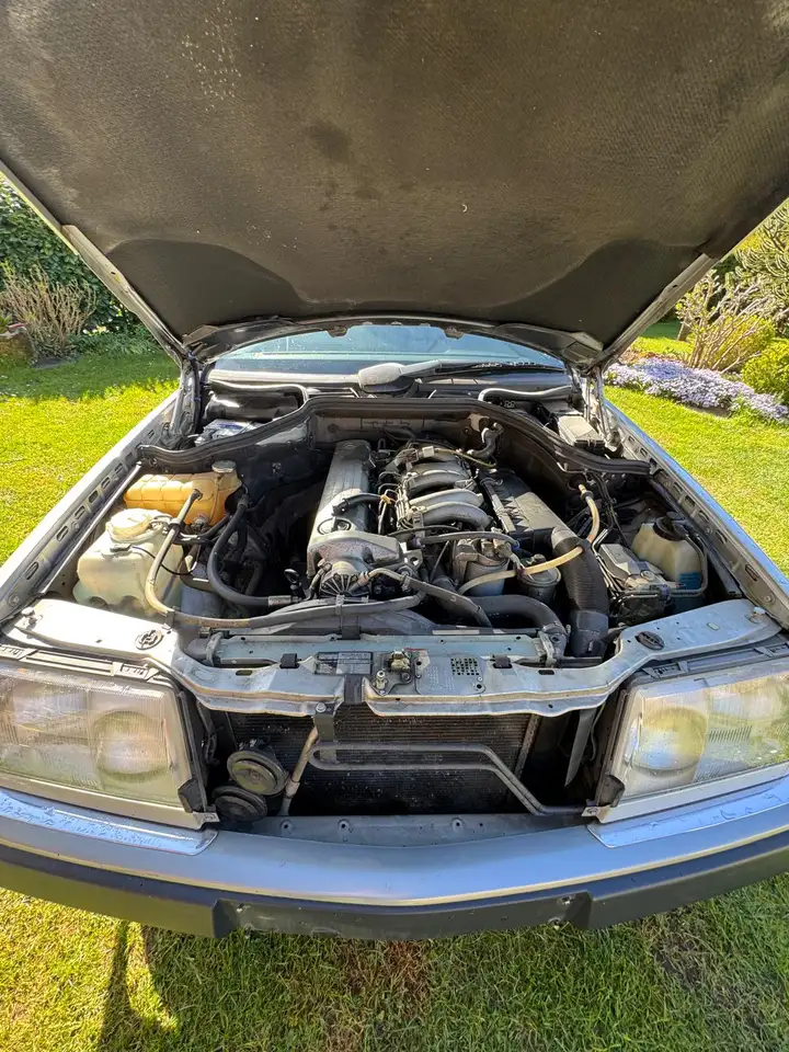 Mercedes-Benz E 300 300 D, foto 8