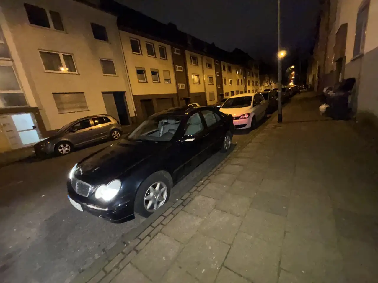Mercedes-Benz C 240