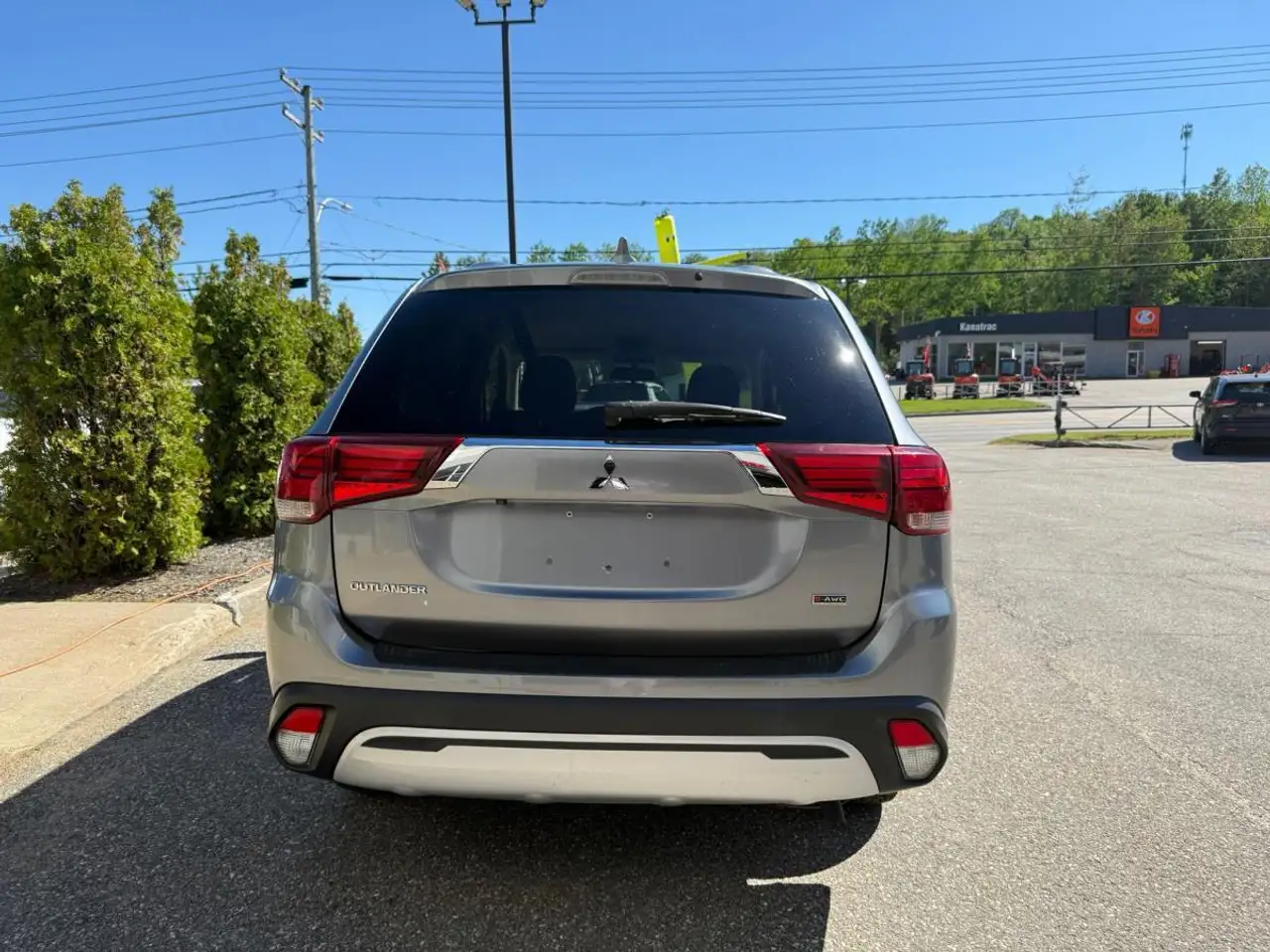 Mitsubishi Outlander снимка Mitsubishi Outlander