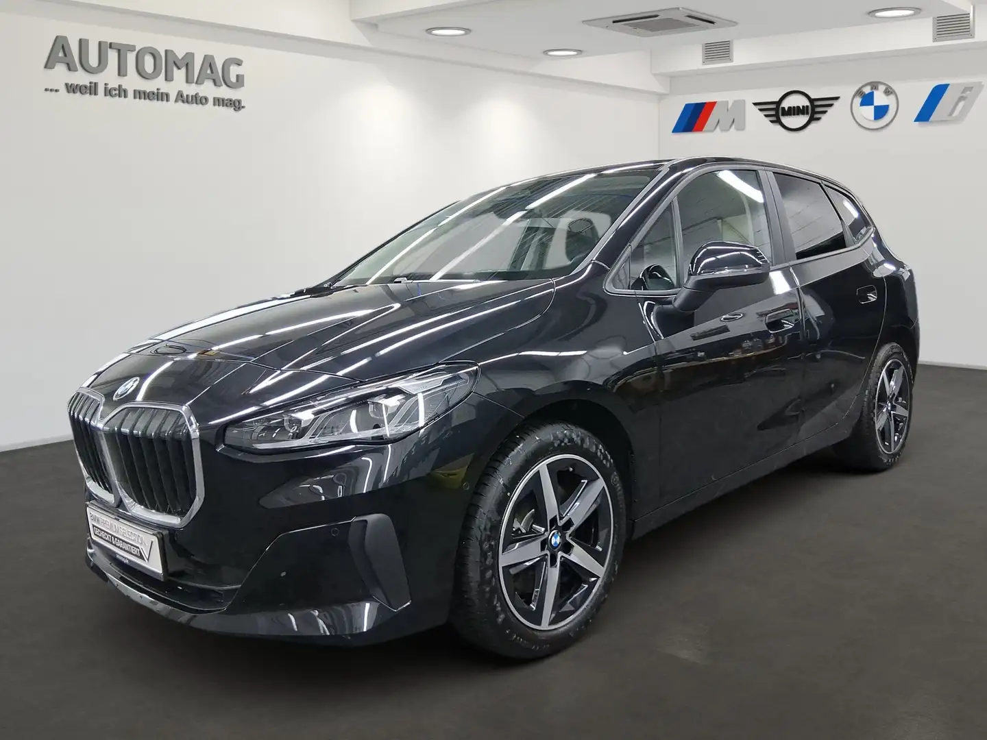 BMW 223 d xDrive Active Tourer*Aut.*Navi*LED*ParkAssist*DA Zwart - 1