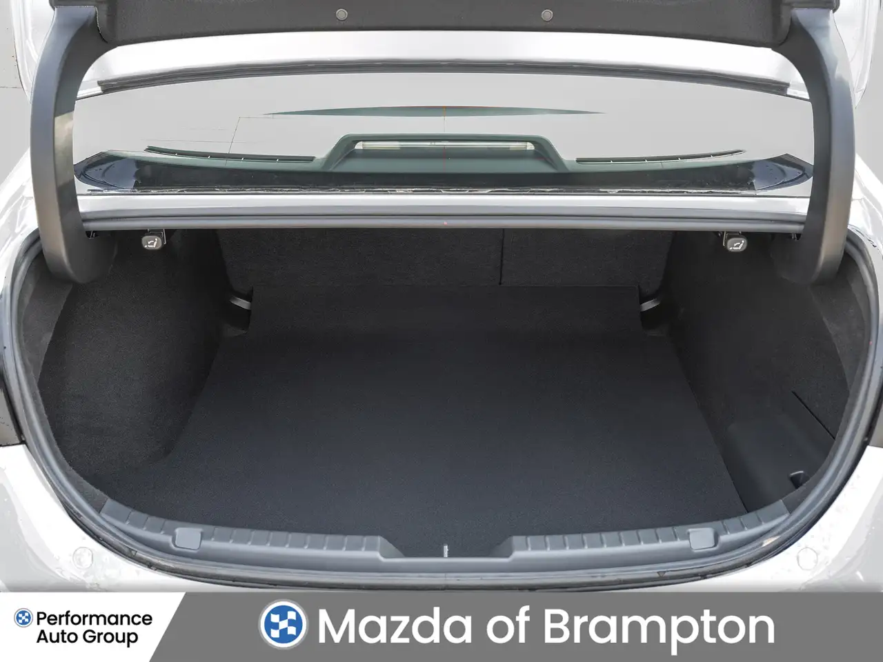 Mazda 3 снимка Mazda 3