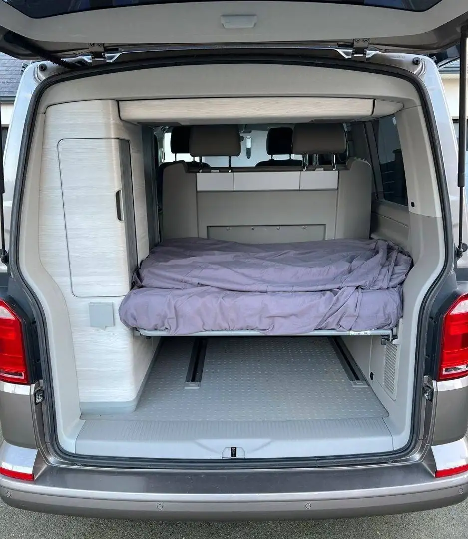 Volkswagen Transporter 2,0 TDI 4Motion BMT DSG Coast - 2