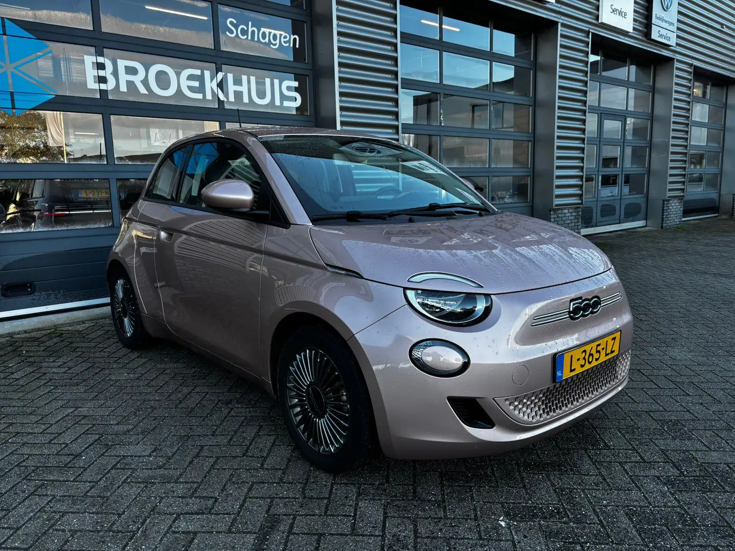 Fiat 500e 3+1 Icon 42 kWh 118 pk | Navigatie | Keyless entry Rouge - 2
