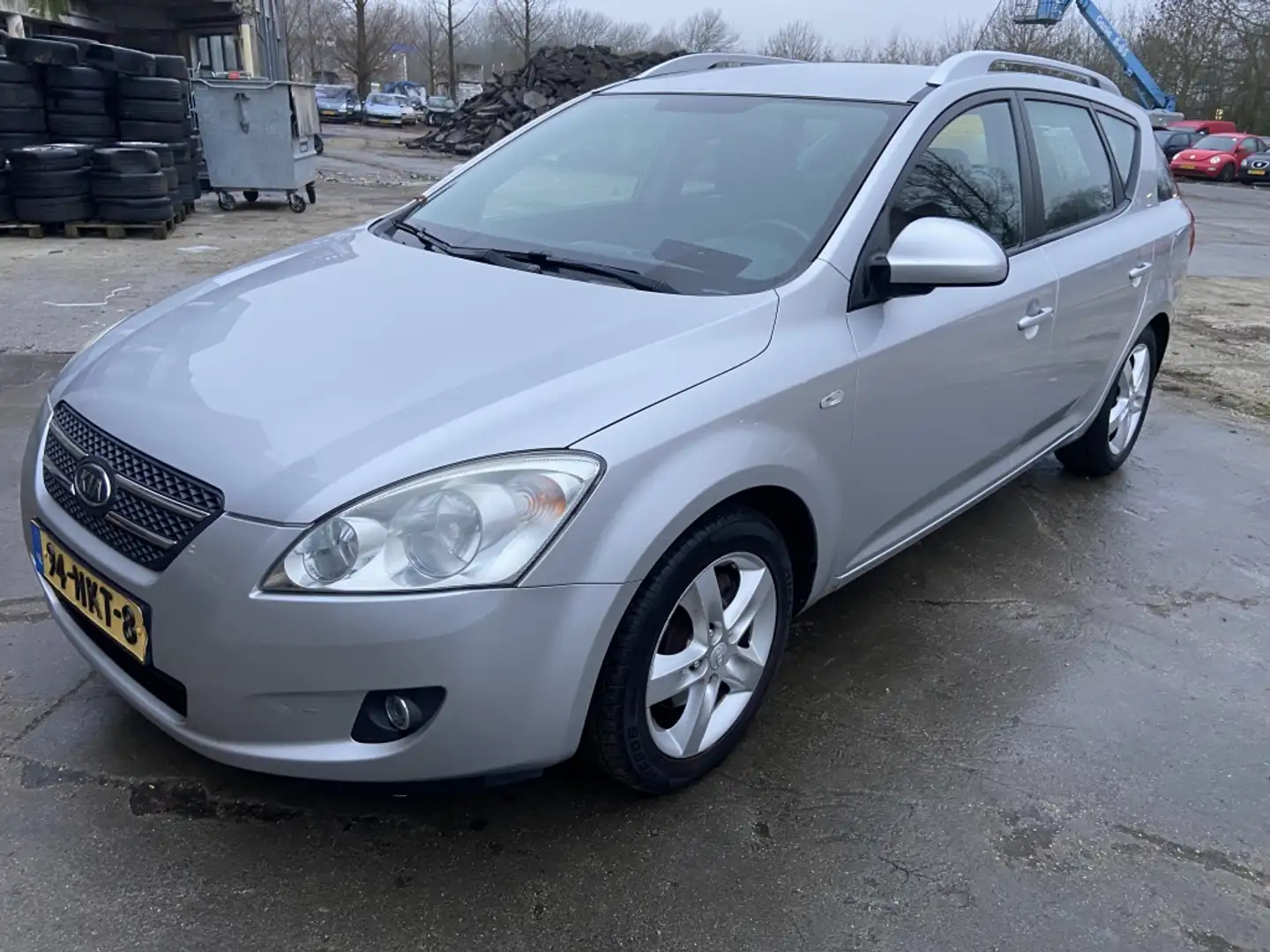 Kia Ceed / cee'd Sporty Wagon 1.6 Business Ed. Сірий - 2
