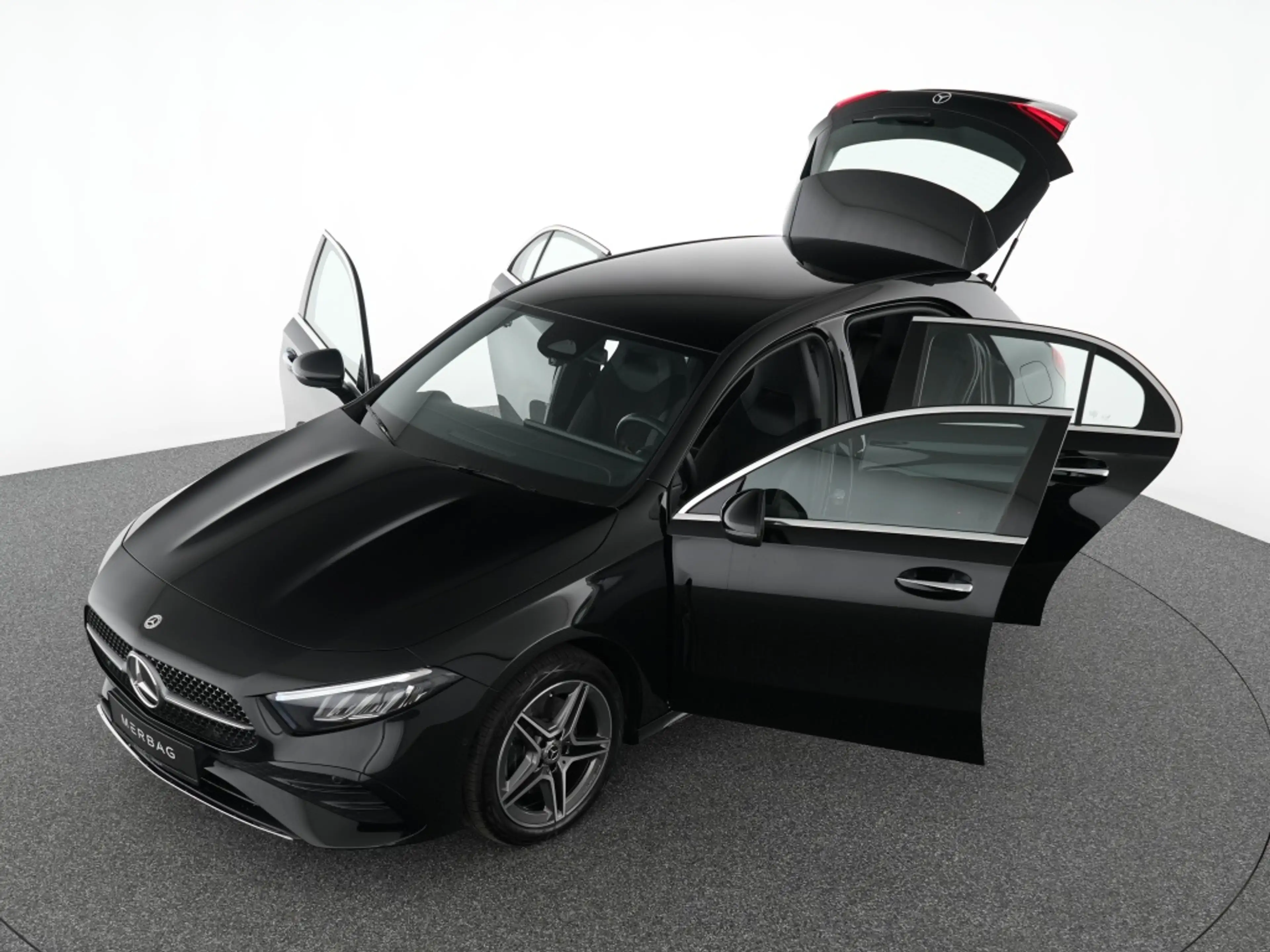 Mercedes-Benz A 250 e AMG Advanced+LED AHK Winter Automatik Navi — photo 12