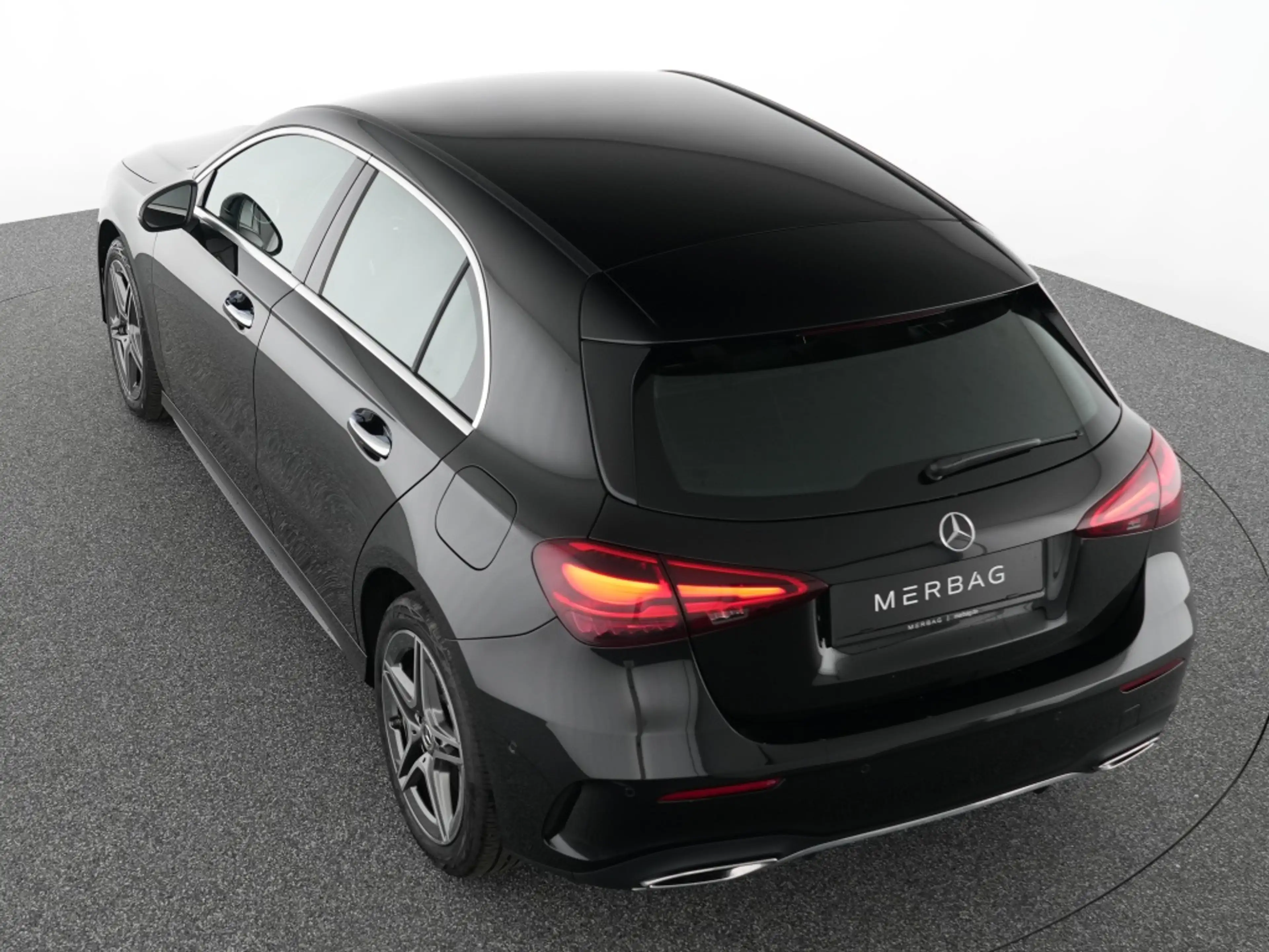 Mercedes-Benz A 250 e AMG Advanced+LED AHK Winter Automatik Navi — photo 11