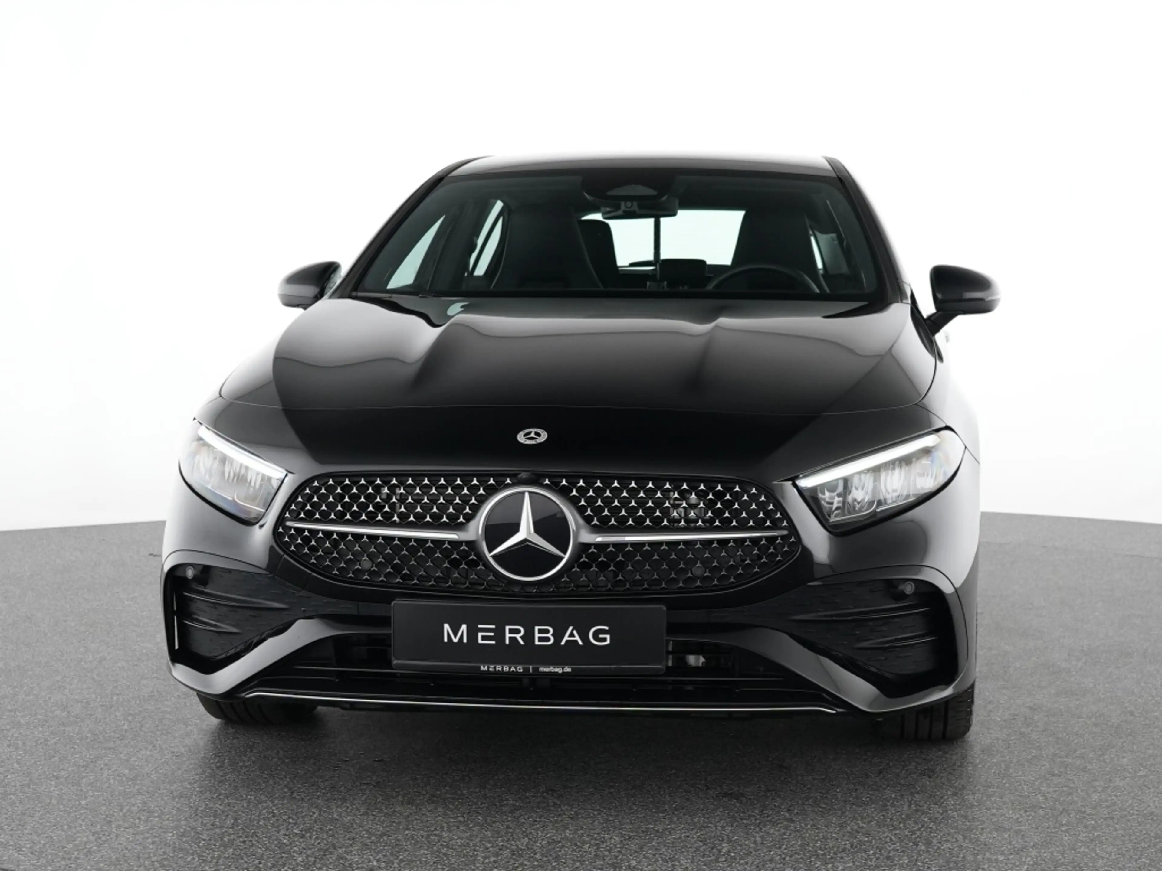 Mercedes-Benz A 250 e AMG Advanced+LED AHK Winter Automatik Navi — photo 2
