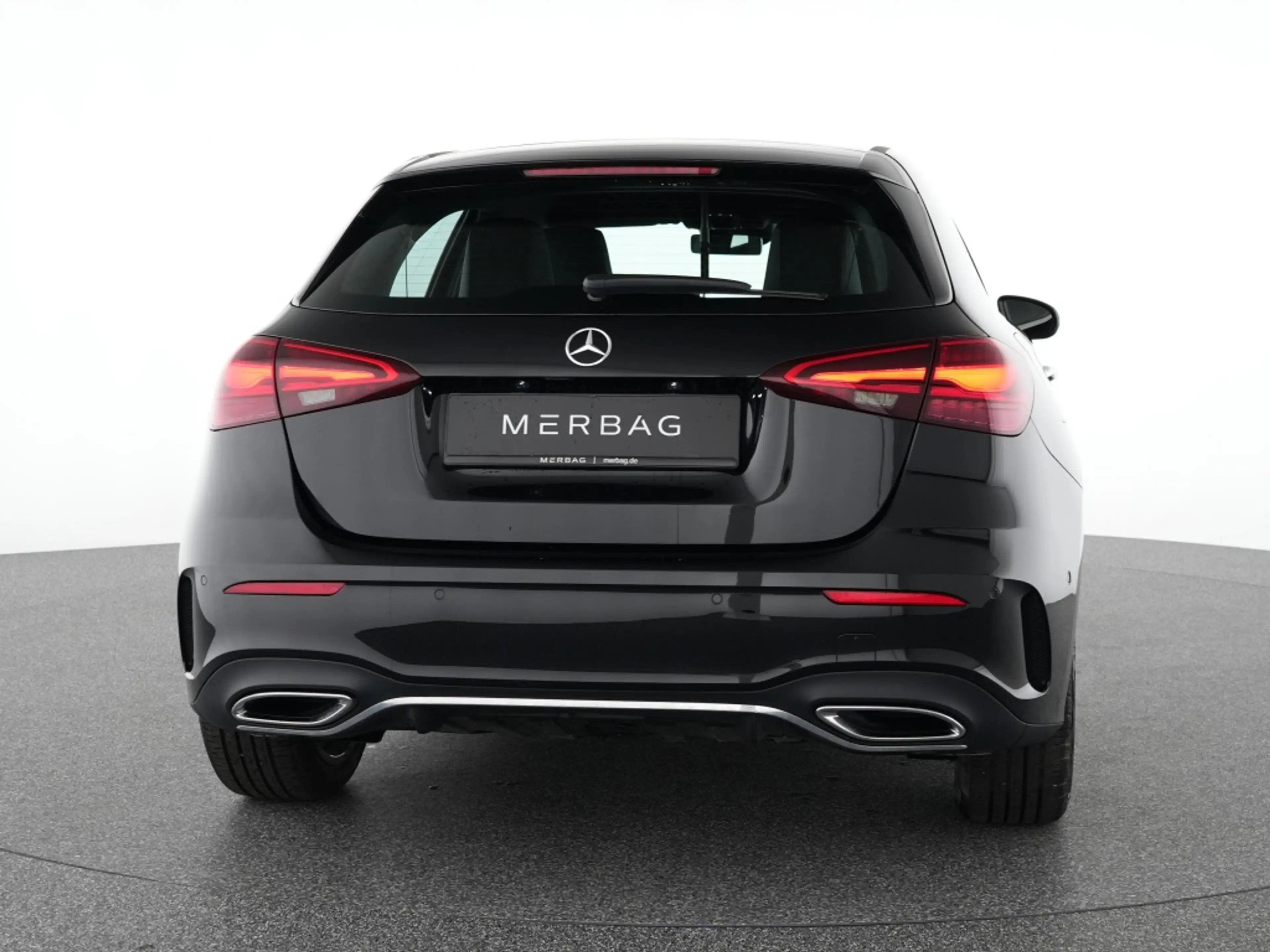 Mercedes-Benz A 250 e AMG Advanced+LED AHK Winter Automatik Navi — photo 4