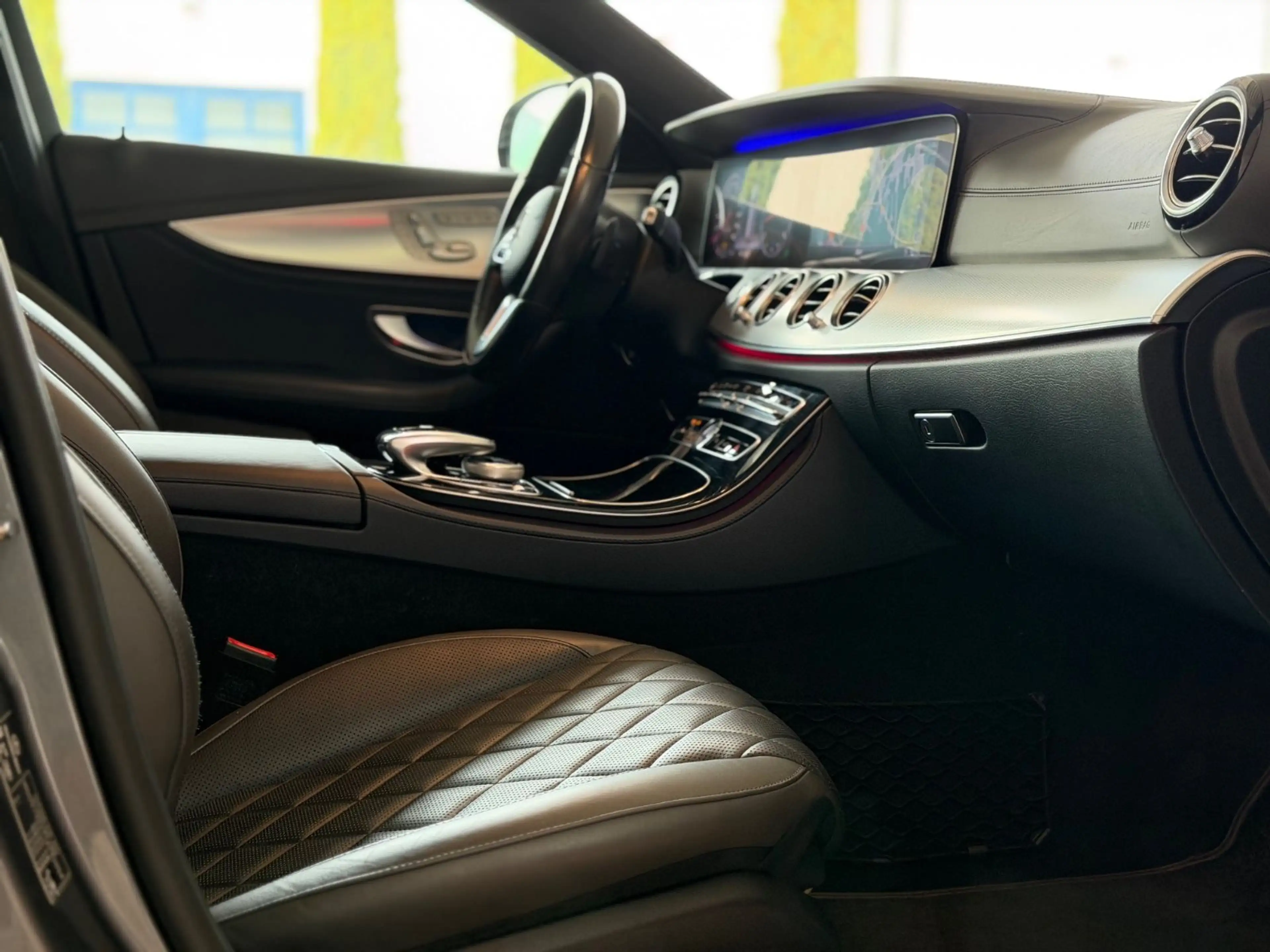 Mercedes-Benz E 400 dT 4Matic All-Terrain Pano Dist 360° Bur — photo 13