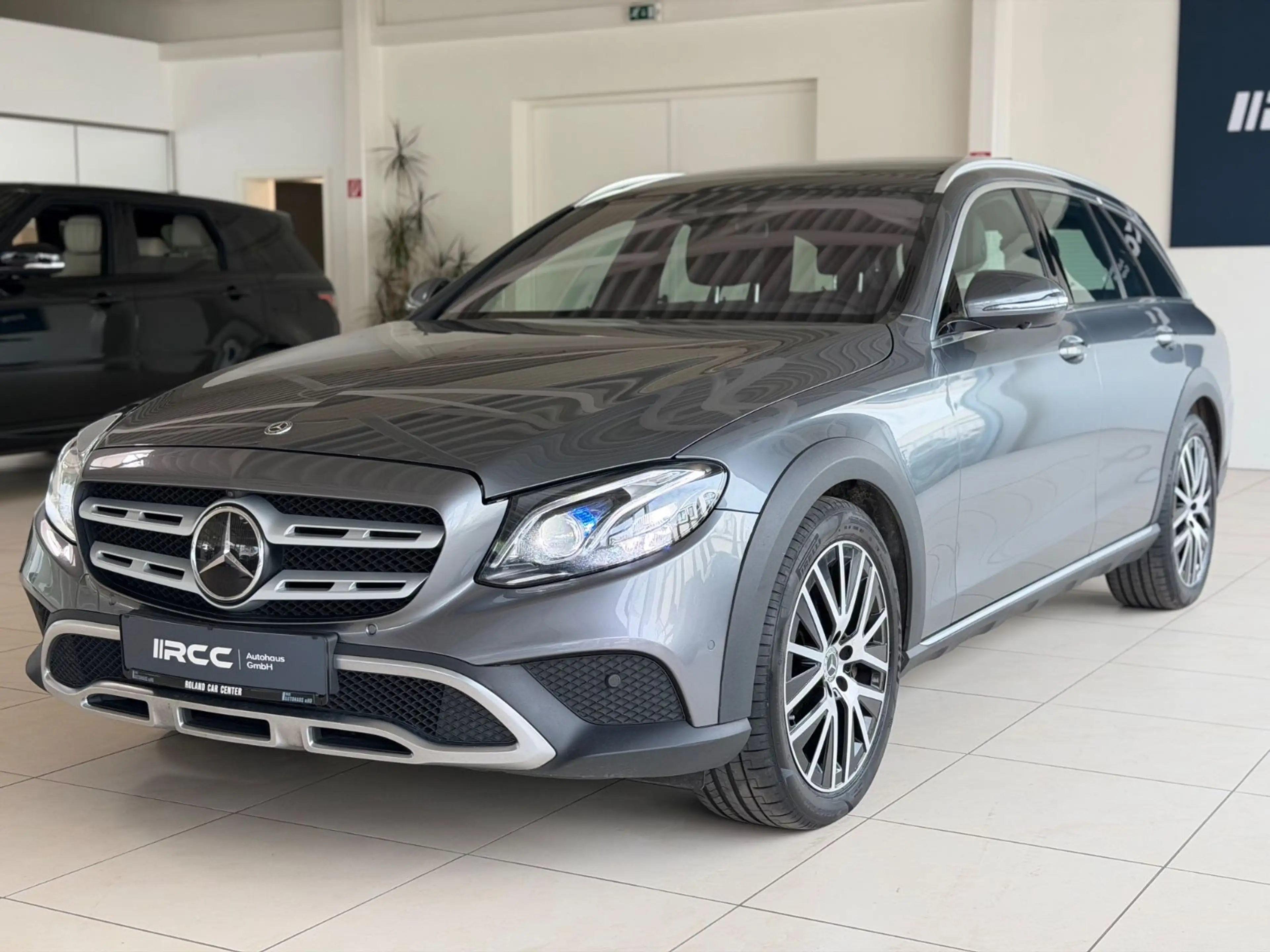 Mercedes-Benz E 400 dT 4Matic All-Terrain Pano Dist 360° Bur