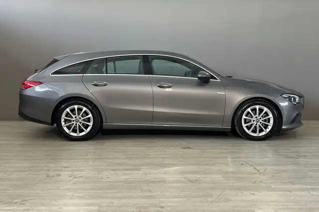 Mercedes-Benz CLA view 4