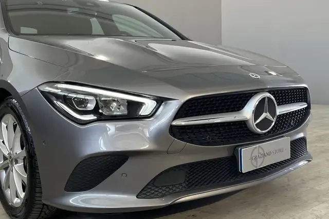 Mercedes-Benz CLA view 11