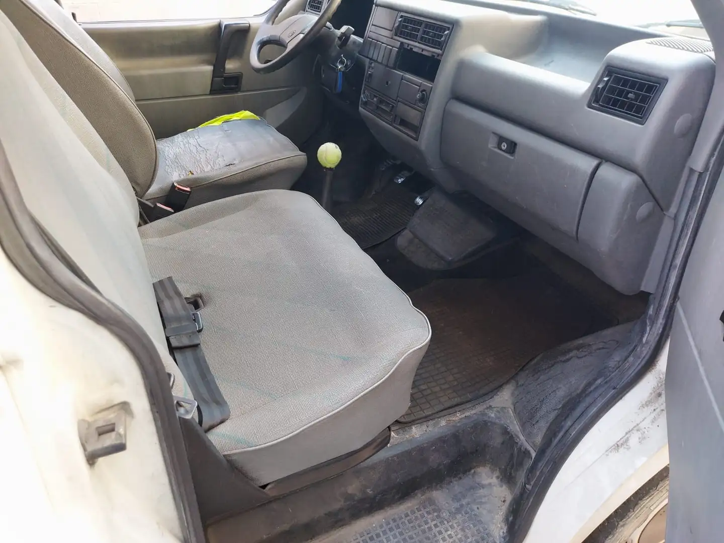 Volkswagen T5 Transporter Base Alta 2.4 Diesel Blanc - 2