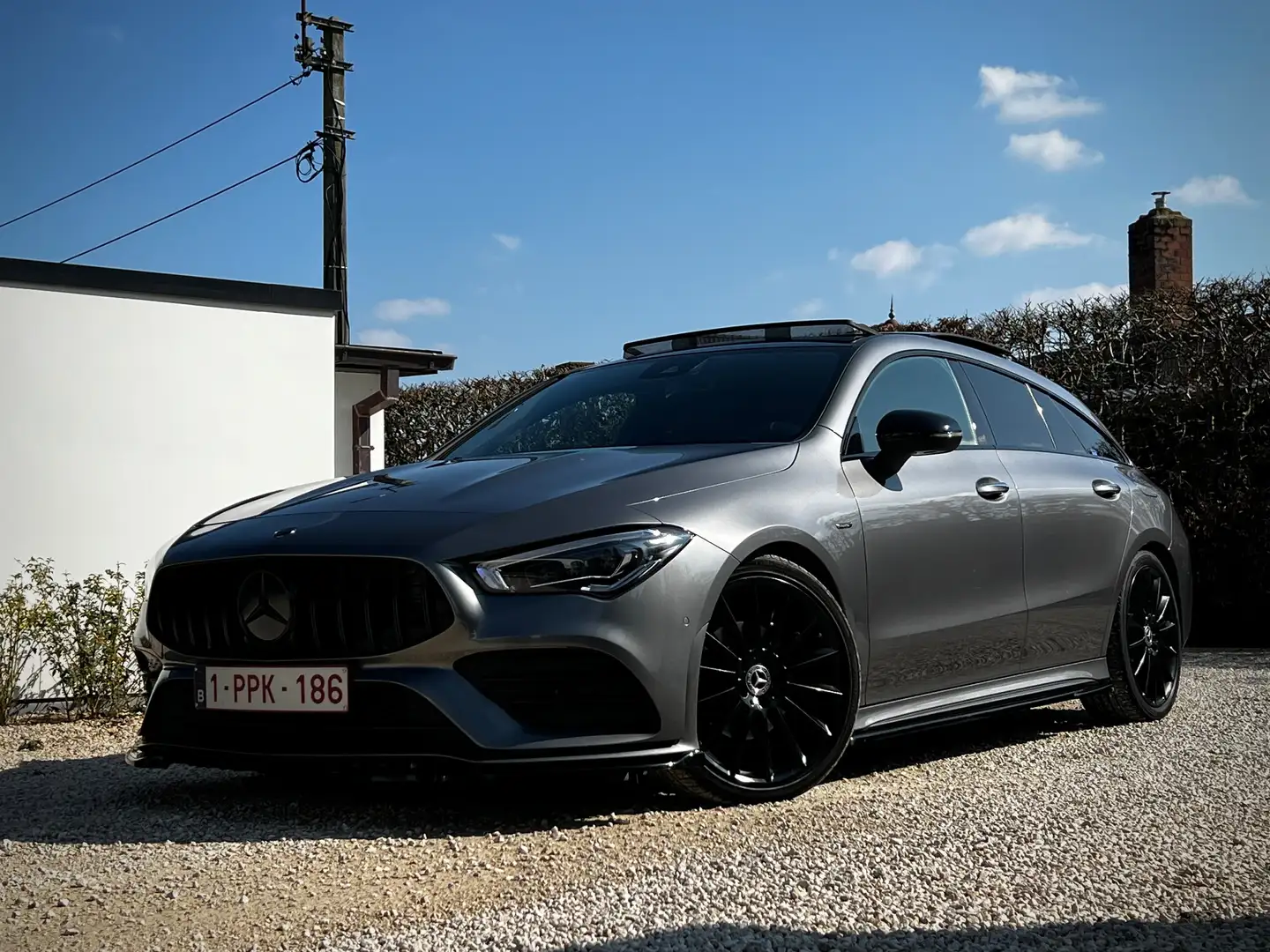 Mercedes-Benz CLA 180 CLA 180 Shooting Brake 7G-DCT Edition 2021 Gris - 1