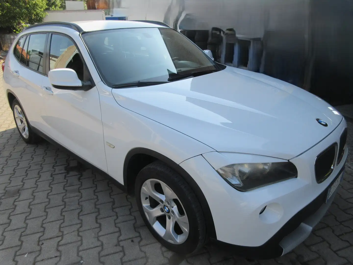 BMW X1 X1 xdrive18d Blanc - 2