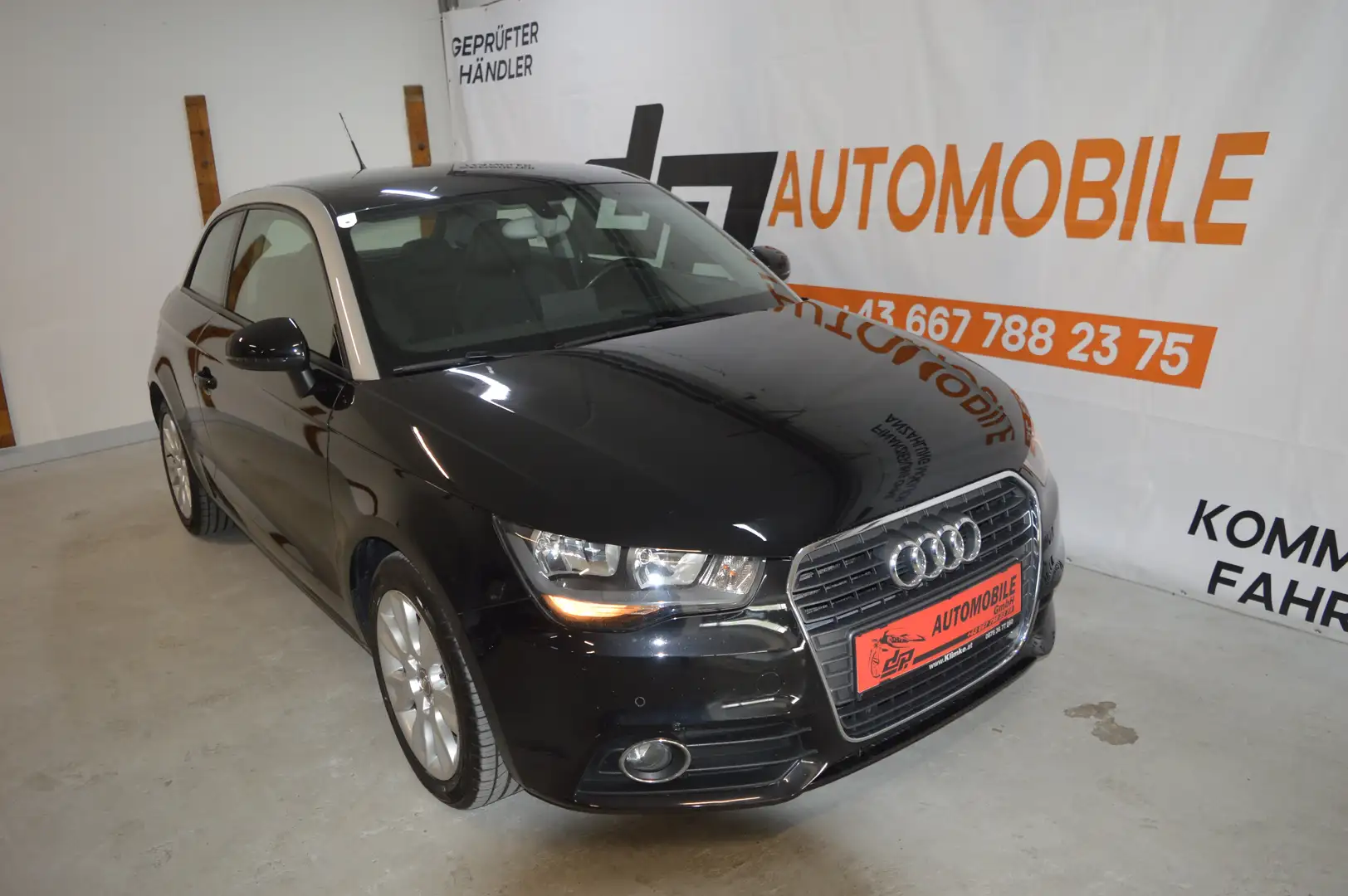 Audi A1 1,6 TDI **2.Besitz**Leder**Keyless GO**Navi** Schwarz - 1